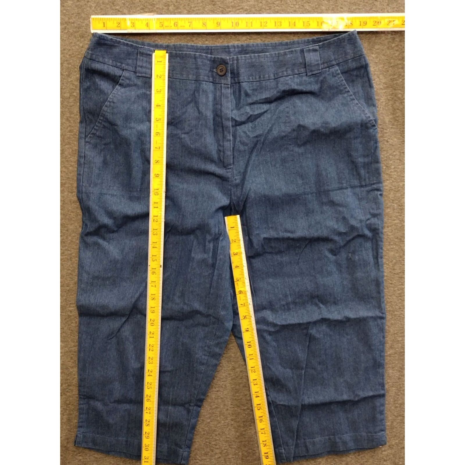 Vintage White Stag Women’s Capri Jeans Cotton Blend 18 Blue Denim Regular 90s Vintage Style Spring Summer Jeans Ladies Size 40" / US 18 - 4 Thumbnail