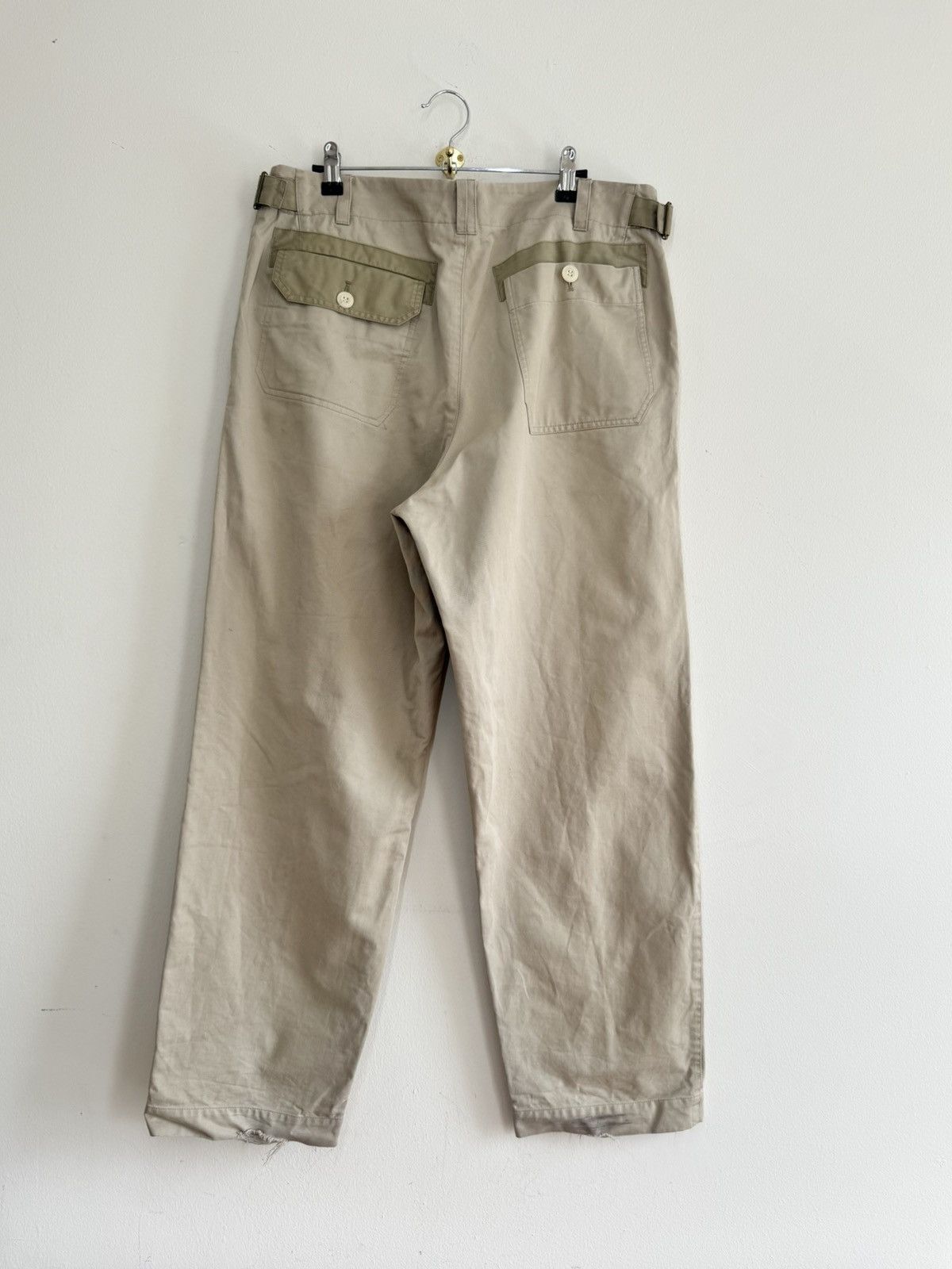 Nicholas Daley Nicholas Daley Beige Pleated Workwear Trousers w/ Belt Tabs Size US 34 / EU 50 - 4 Thumbnail
