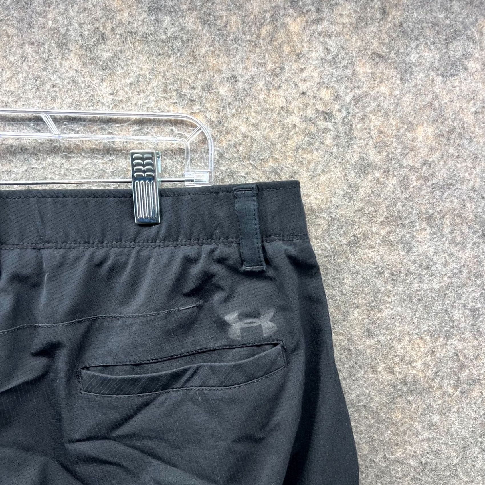Under Armour Under Armour Pants Mens 34x30 Black Chino Flat Front Knit Trouser UA Golf Pants Mens 34x30 Black Chino Flat Front Knit Trouser UA Golf Size US 34 / EU 50 - 7 Thumbnail