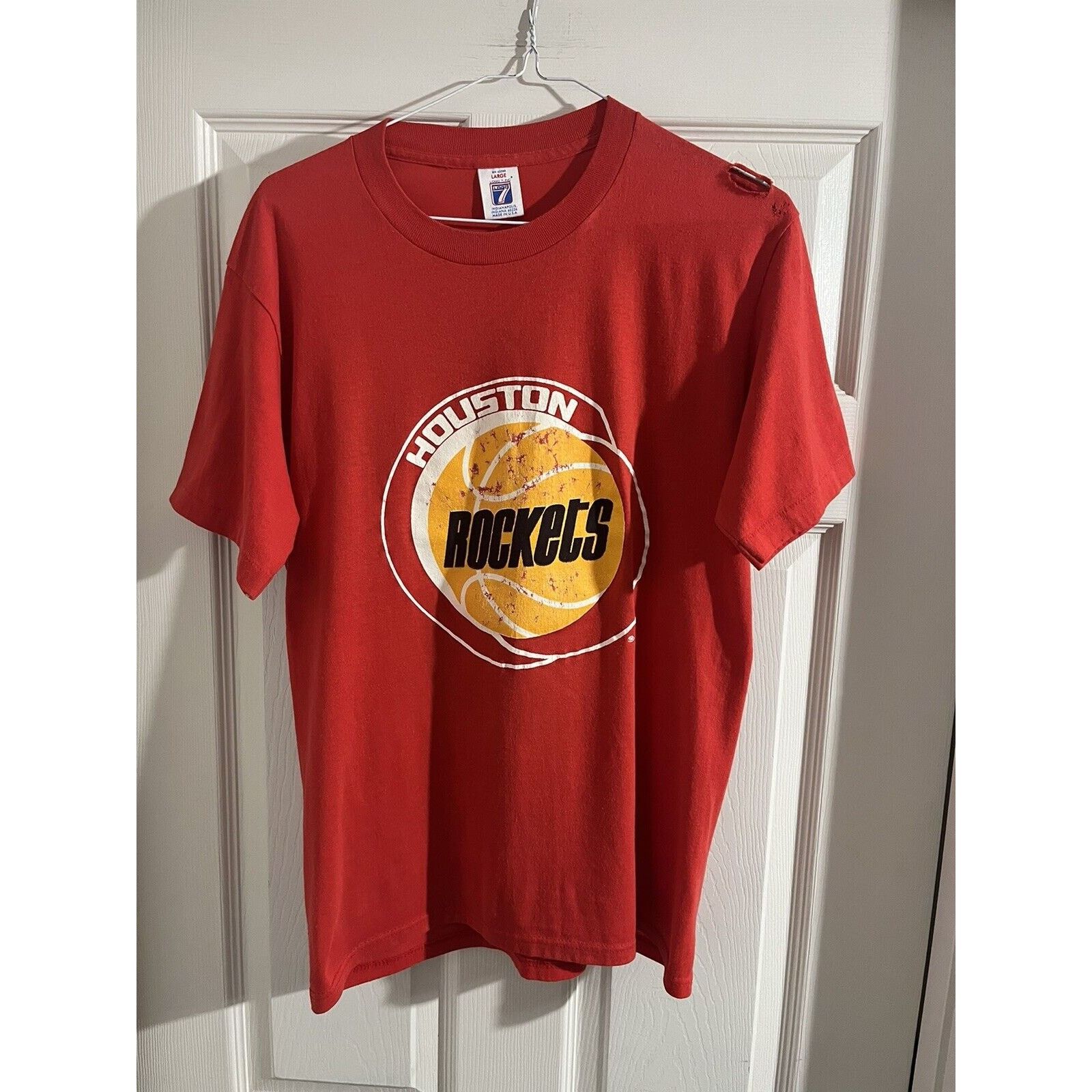 Logo 7 Vintage Houston Rockets Logo 7 Shirt Size Large Red 90’s NBA Size US L / EU 52-54 / 3 - 1 Thumbnail