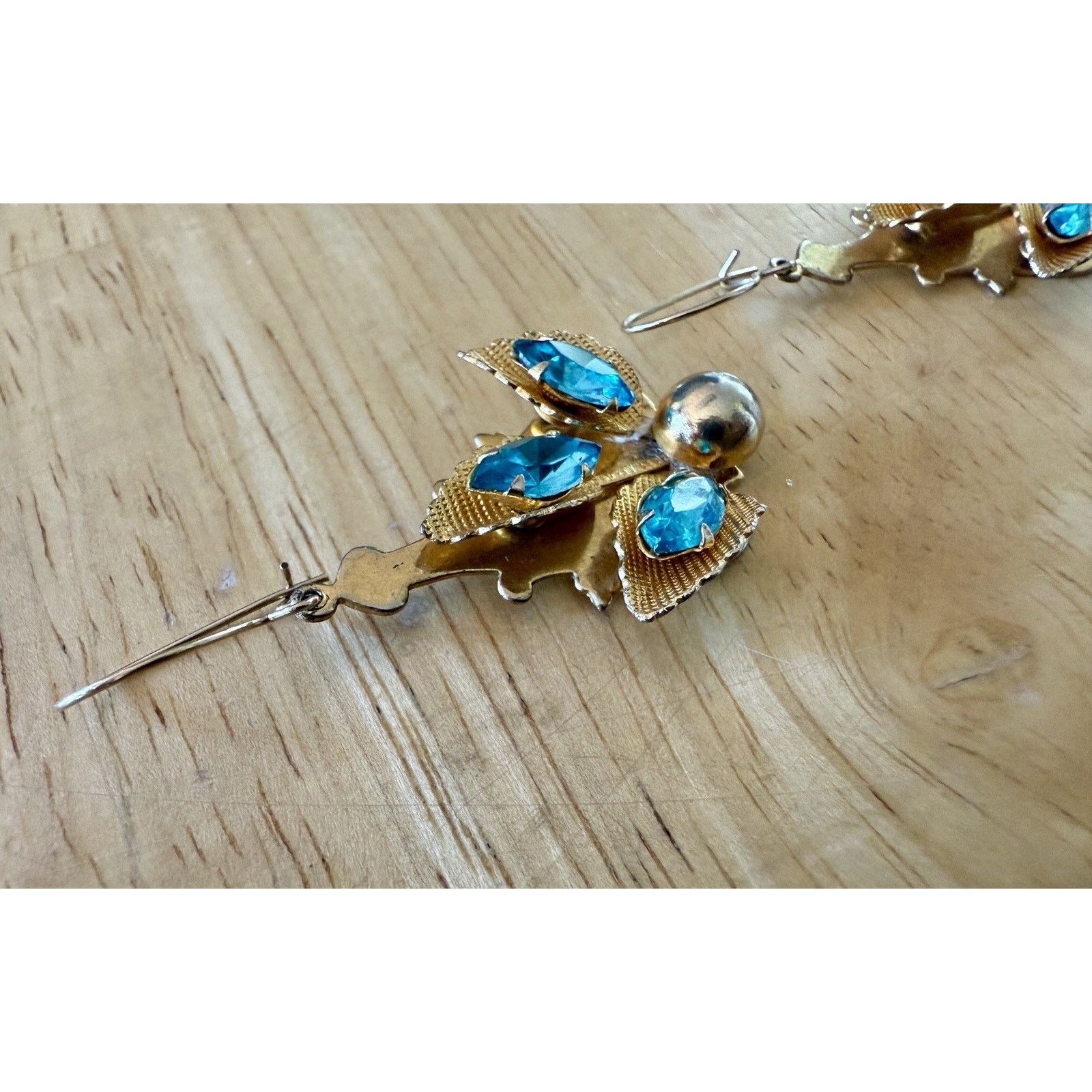 Other Vintage Bright Aqua Unfoiled Glass Dangle Earrings Size ONE SIZE - 6 Thumbnail