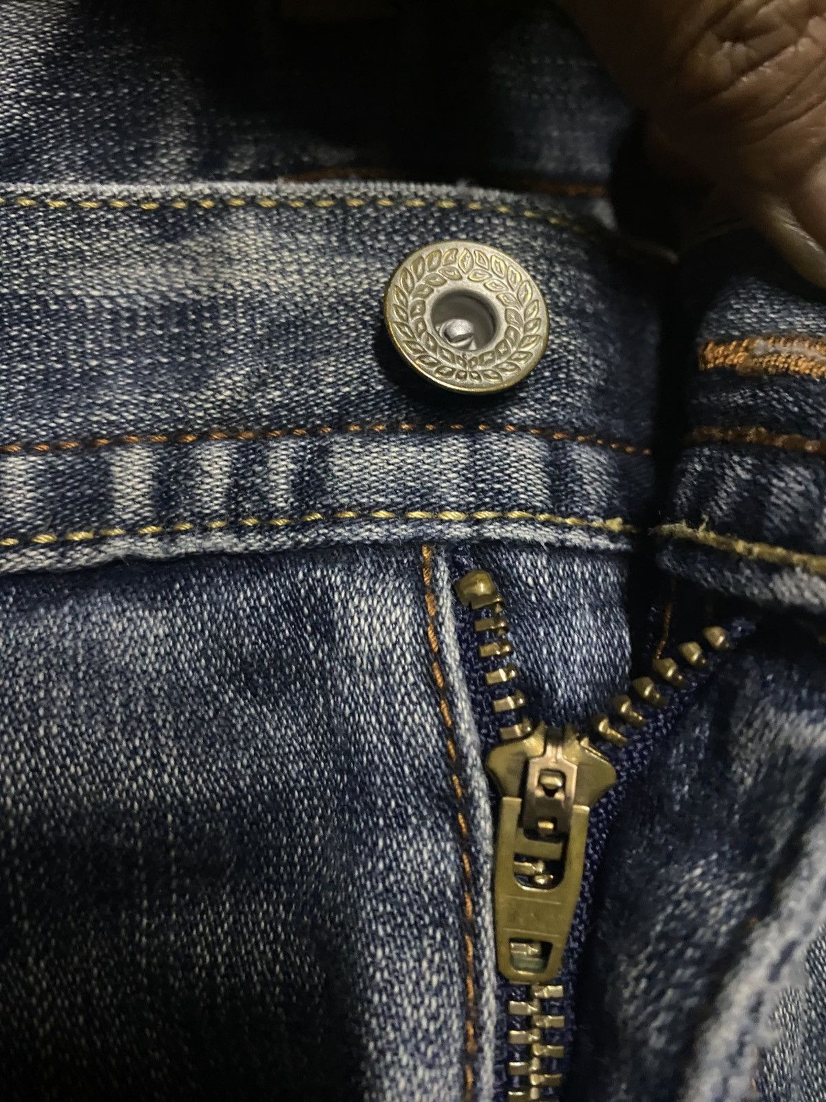 Japanese Brand Vintage Japanese Brand Blue Faded Wash Distressed Loose Jean Size US 32 / EU 48 - 12 Thumbnail