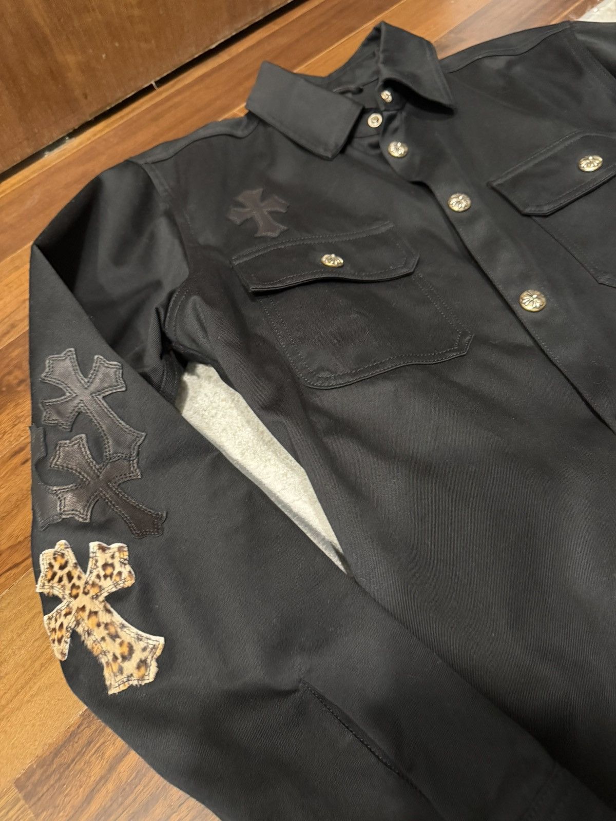 Chrome Hearts Chrome Hearts Black & Leopard Cross Patch Work Dog Jacket Size US M / EU 48-50 / 2 - 2 Thumbnail