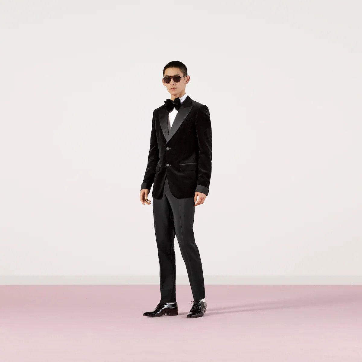 Gucci oc11z1025 Fitted Velvet Jacket in Black Size US L / EU 52-54 / 3 - 2 Thumbnail