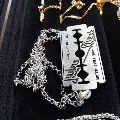 VIBE Judas Priest Blade Razor Shape Pendant Necklace Size ONE SIZE - 2 Thumbnail