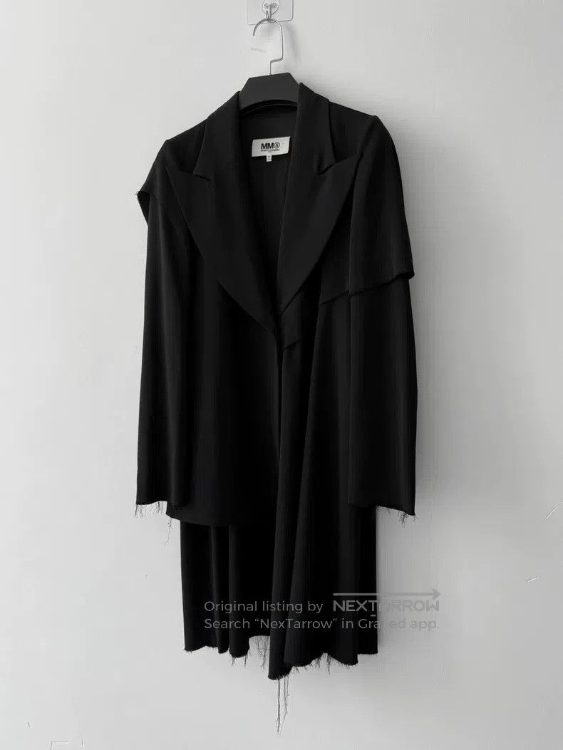 Maison Margiela Maison Margiela Pull the silk to deconstruct the windbreak Size S / US 4 / IT 40 - 2 Thumbnail