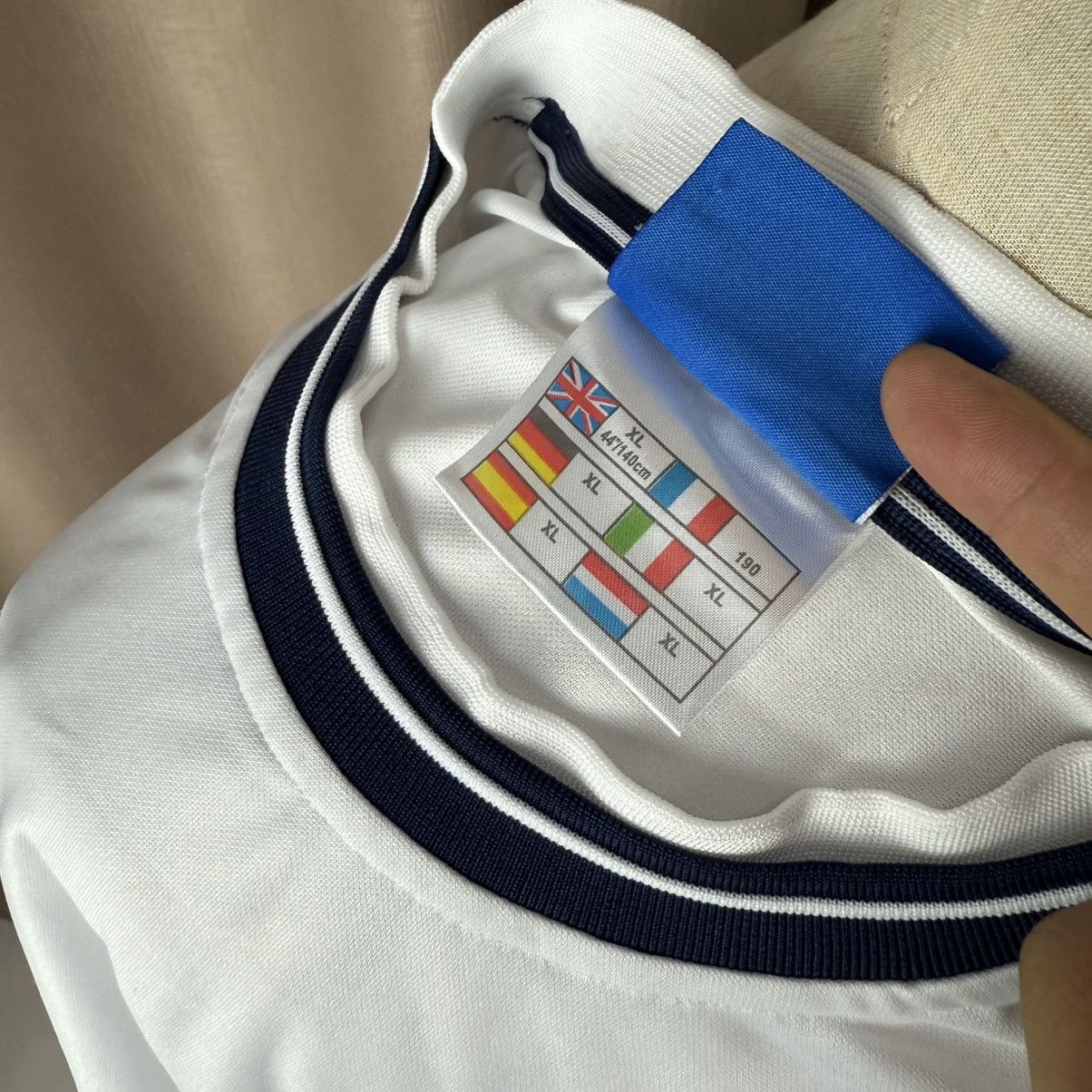 Vintage Vintage England Jersey Size US L / EU 52-54 / 3 - 7 Thumbnail
