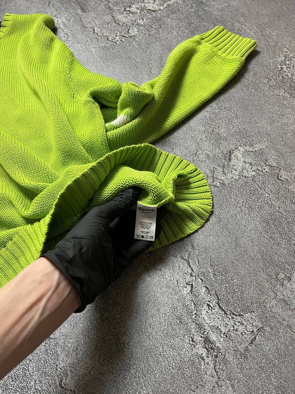 Supreme Supreme Back Logo Neon Green Crewneck Sweater Pullover L Size US L / EU 52-54 / 3 - 11 Thumbnail