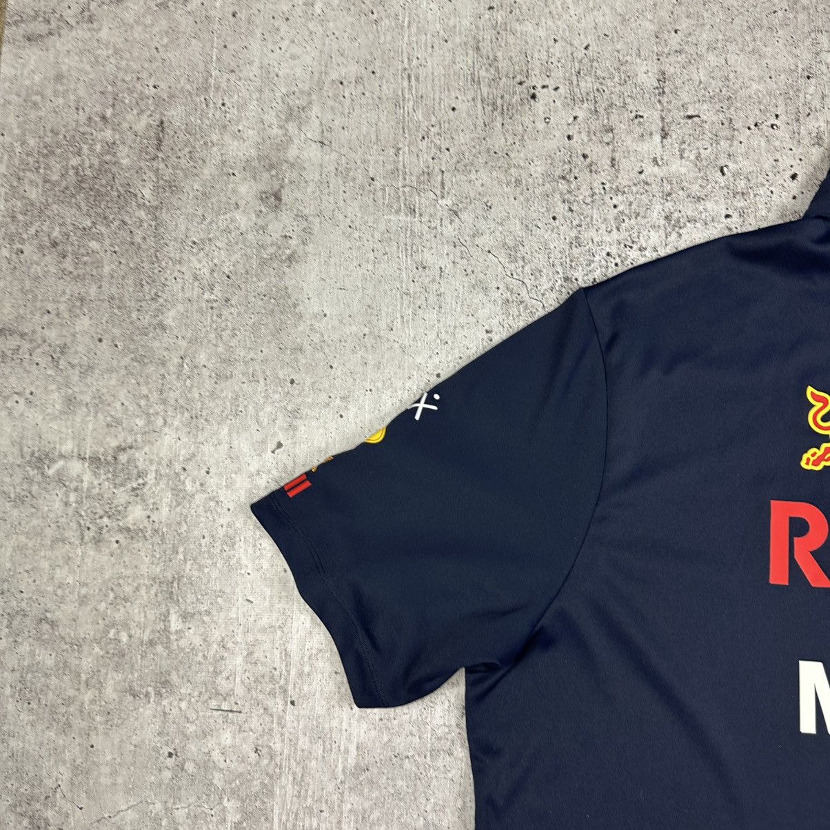 Puma Vintage Puma Honda Racing Red Bull Polo Jerseu Size US L / EU 52-54 / 3 - 16 Thumbnail