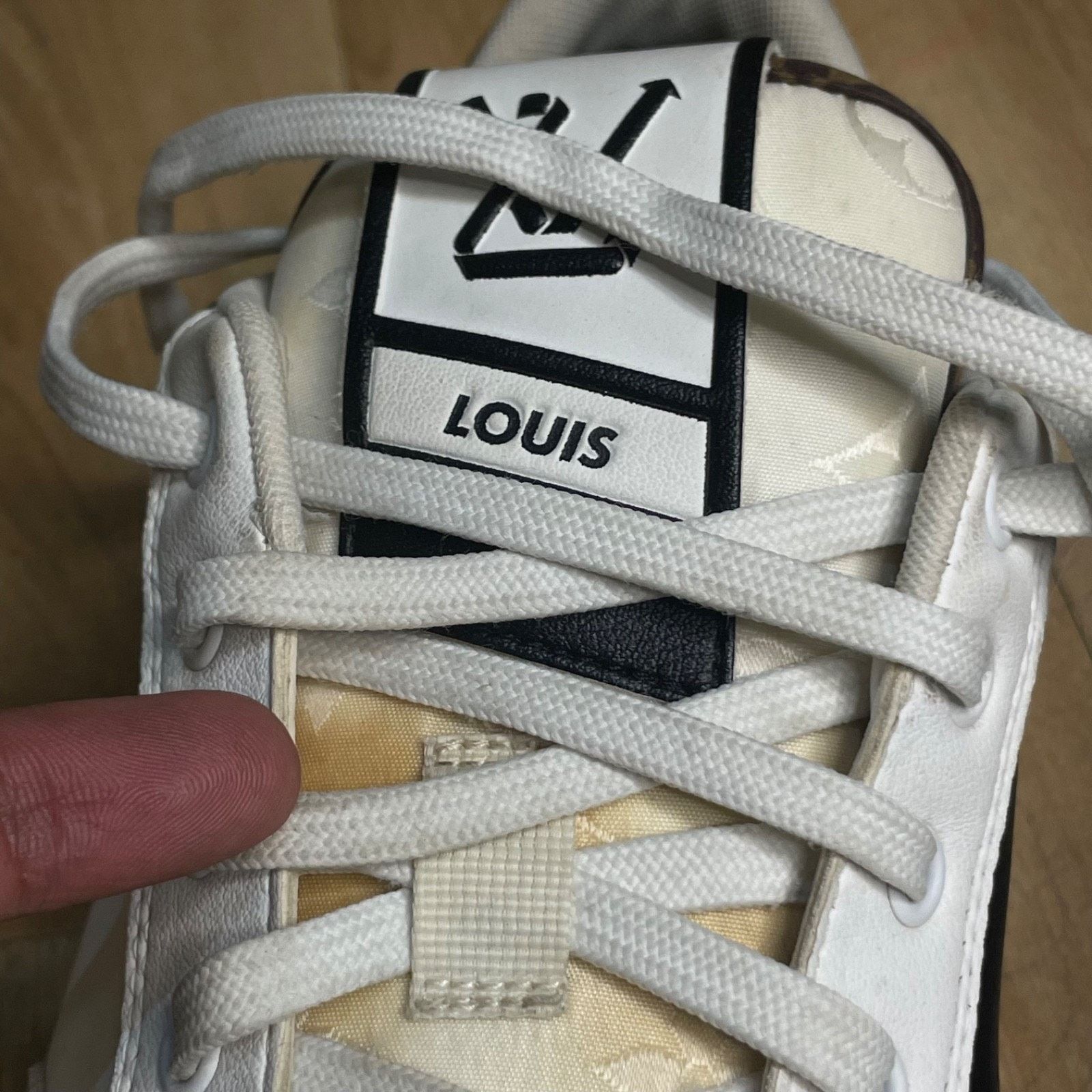 Louis Vuitton Louis Vuitton Charlie Sneakers Leather LV Shoes MEN WHITE Size US 9.5 / EU 42-43 - 13 Thumbnail