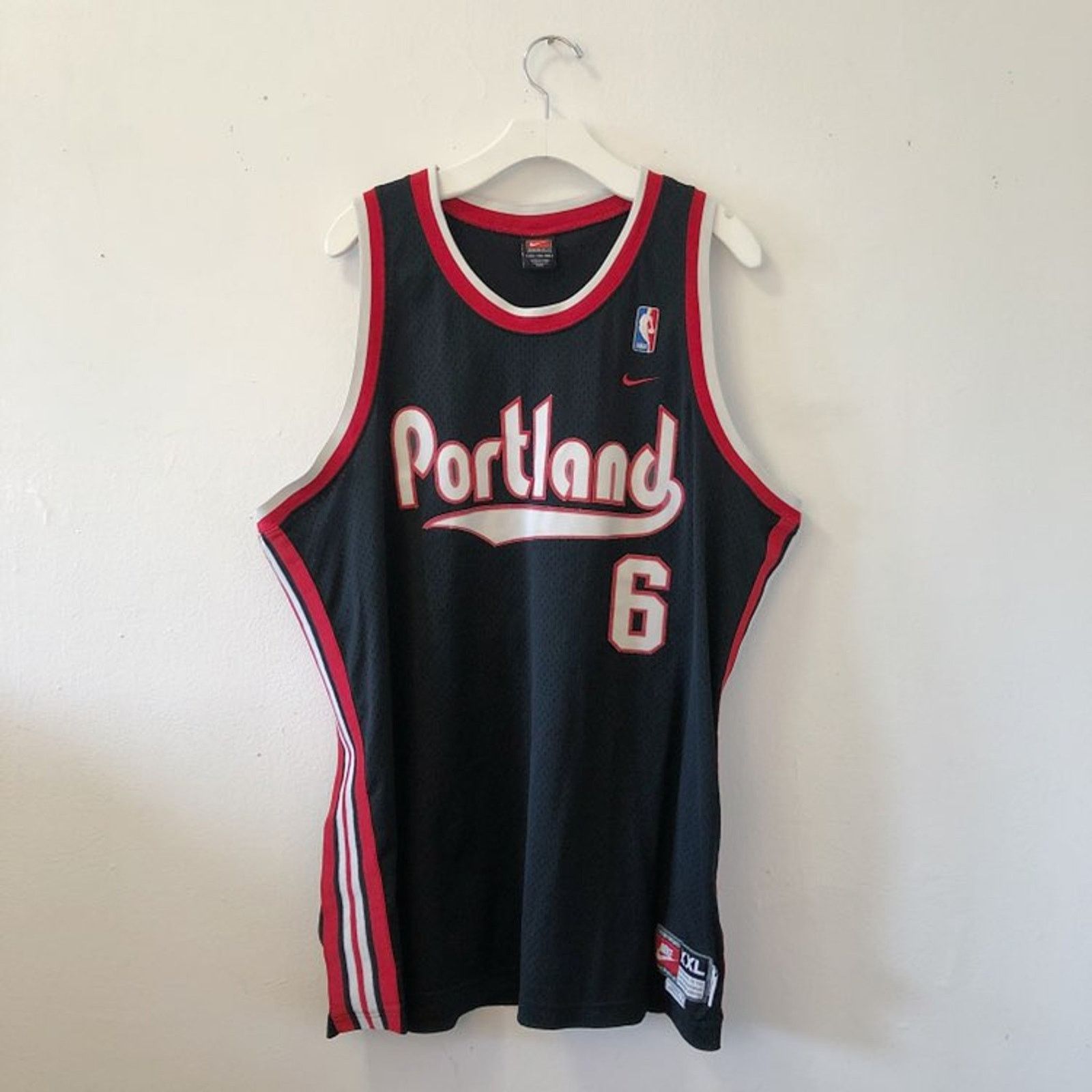 Nike 2000s Bonzi Wells #6 Nike Portland Trailblazers jersey VTG Size US XXL / EU 58 / 5 - 1 Thumbnail