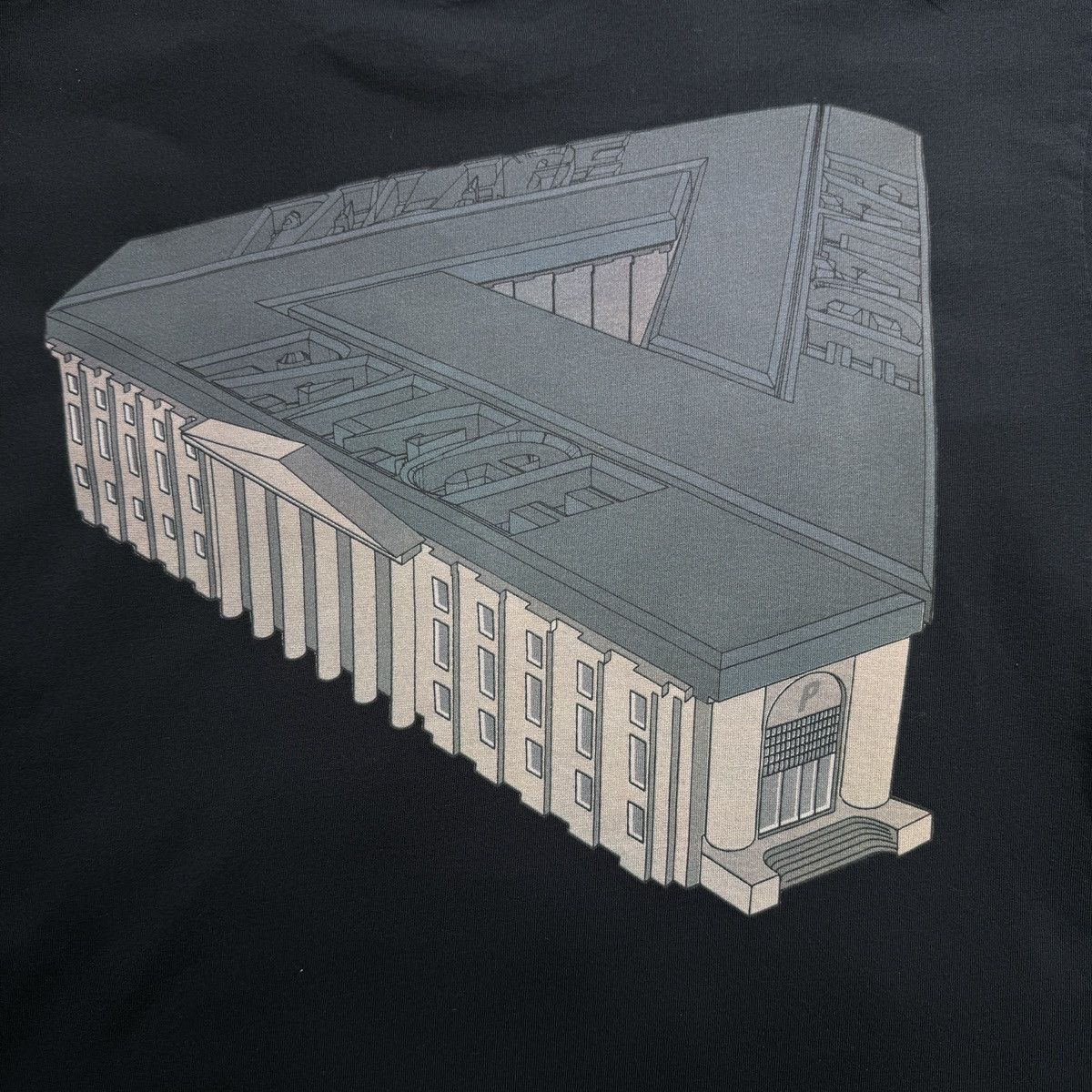 Palace (L) Palace Palazzo L/S Tee Size US L / EU 52-54 / 3 - 2 Thumbnail