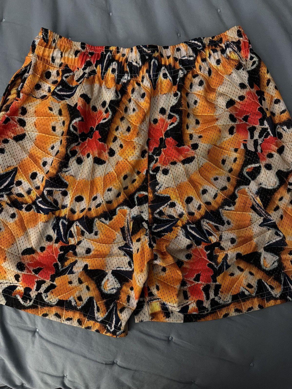 Eric Emanuel Eric Emanuel Orange Butterfly Mesh Shorts Size US 32 / EU 48 - 3 Thumbnail