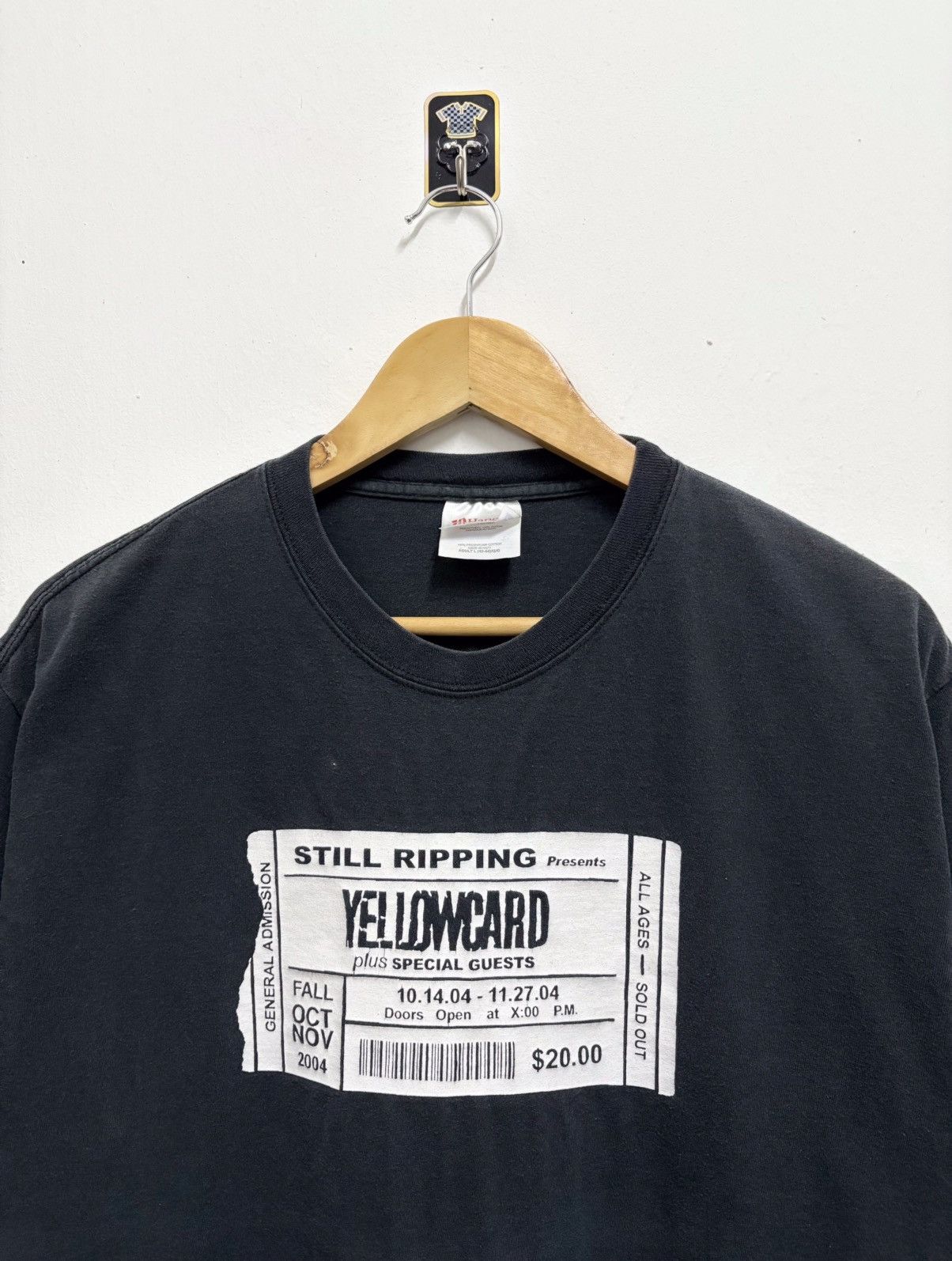 Band Tees 2000's YellowCard Rock Band " Ticket Concert " T-Shirt Size US M / EU 48-50 / 2 - 3 Thumbnail