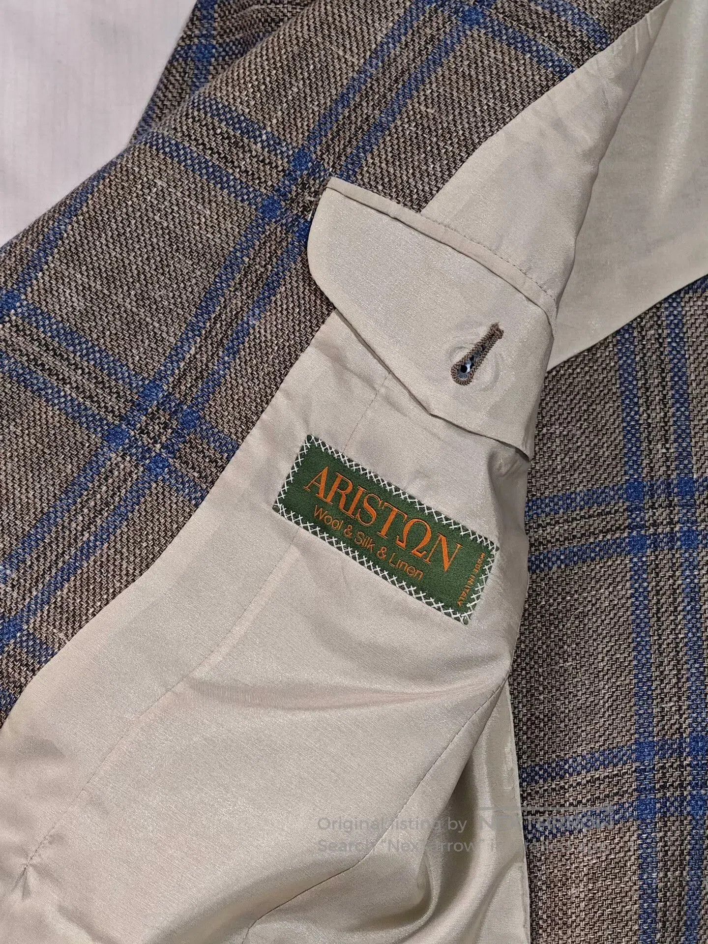 Armani Custom Italian Ariston Wool Silk Blazer. Size US S / EU 44-46 / 1 - 7 Thumbnail