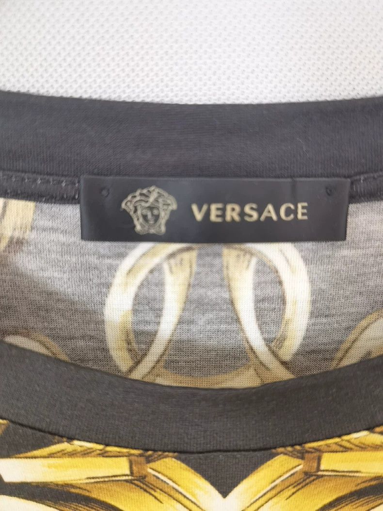 Versace Versace Short-sleeved T-shirt Size US L / EU 52-54 / 3 - 3 Thumbnail