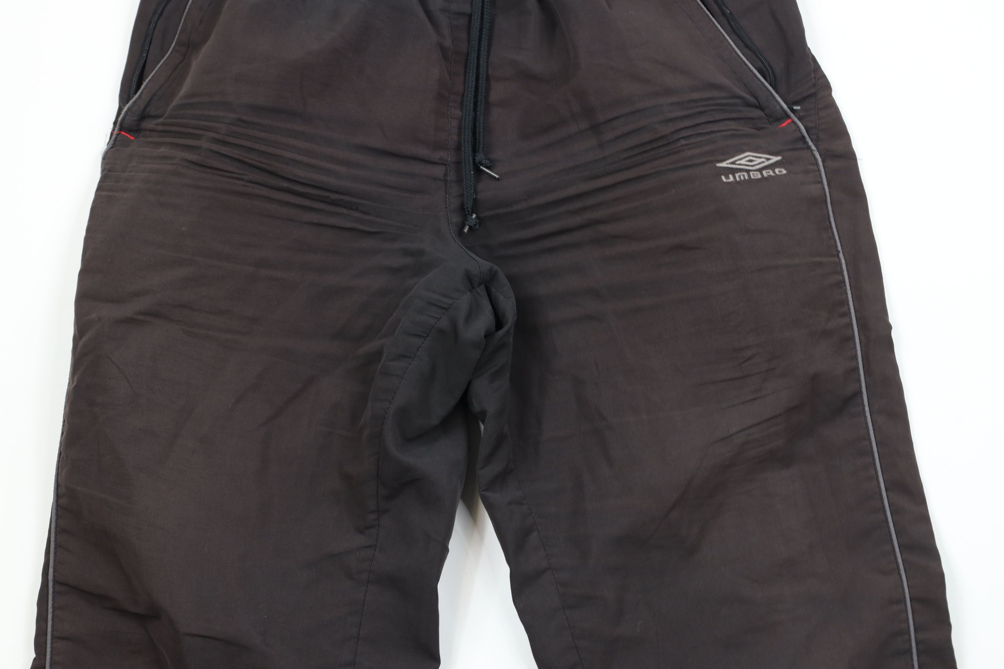 Umbro × Vintage Vintage 90s Umbro Spell Out Lined Soccer Pants Black Size US 34 / EU 50 - 3 Thumbnail
