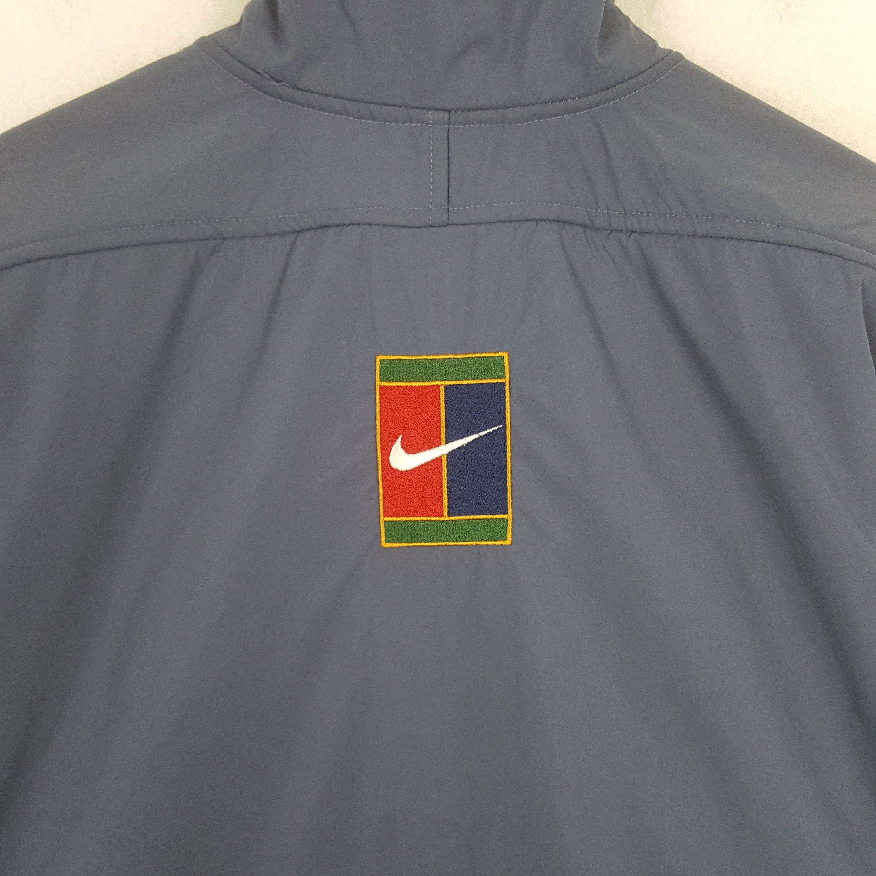 Nike × Vintage Vintage Nike Court Windbreaker Zipper Sport Jacket Size US L / EU 52-54 / 3 - 4 Thumbnail