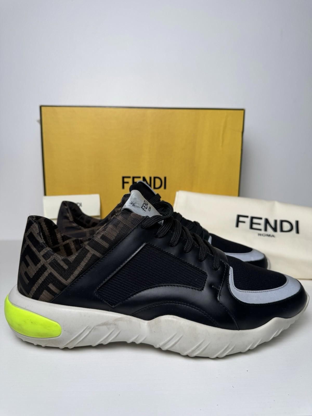 Fendi Fendi FF Logo Maglia Runner Sneakers Black/Grey SZ 9 Size US 9 / EU 42 - 1 Thumbnail