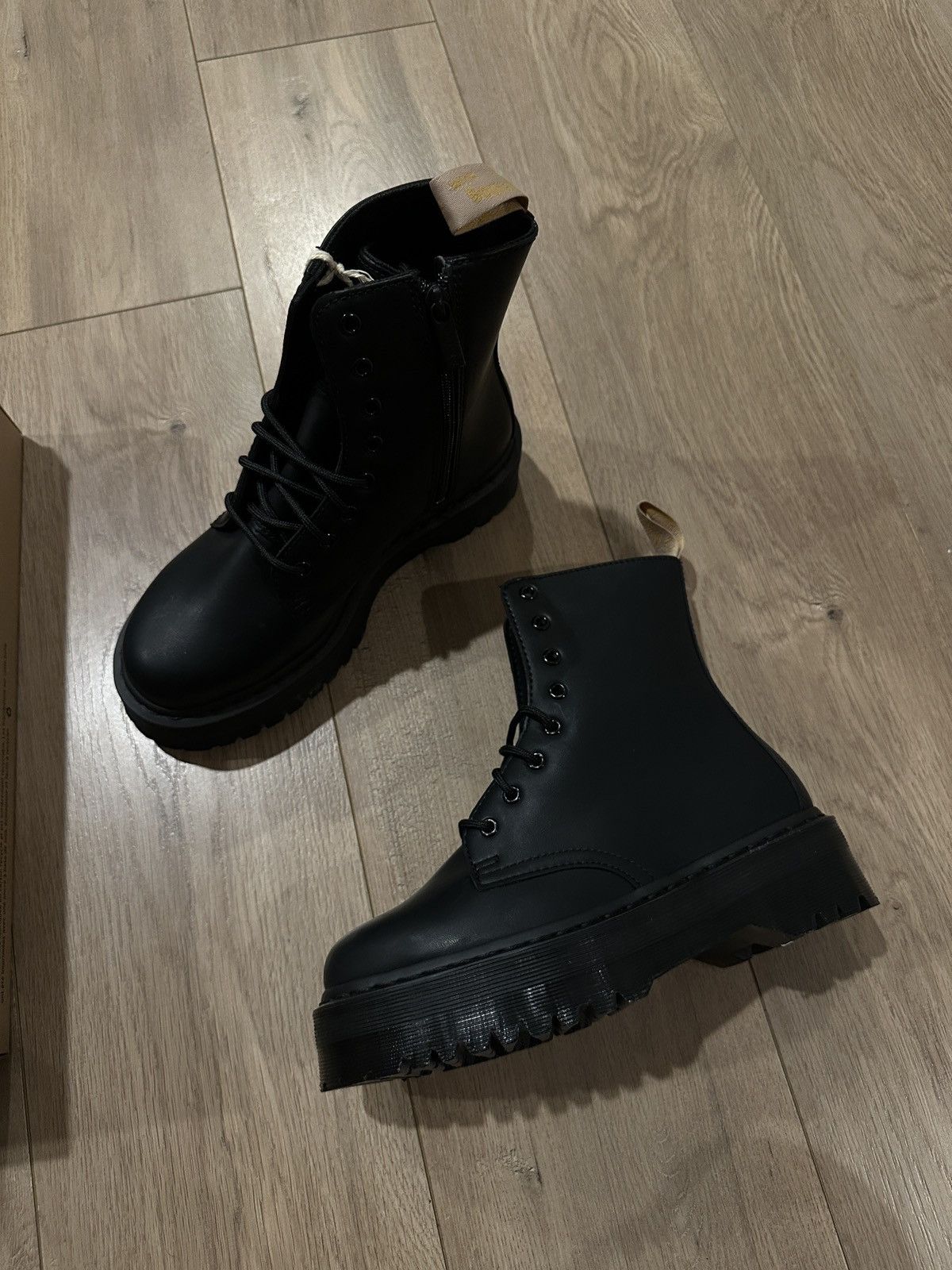 Dr. Martens VEGAN JADON II BOOT MONO PLATFORMS LEATHER COMBAT BOOTS Size US 9 / IT 39 - 7 Thumbnail