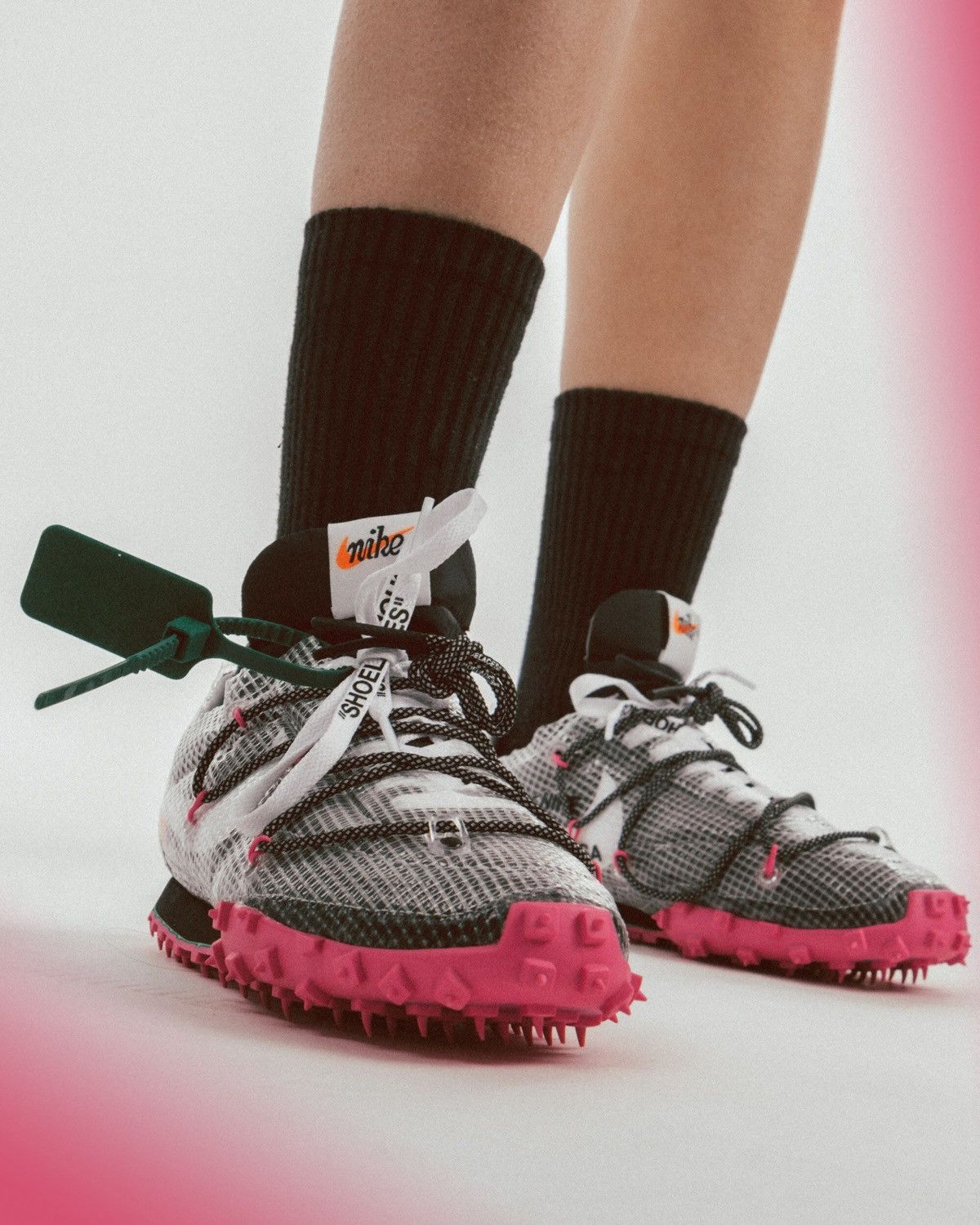 Nike × Off-White Nike Off-White Waffle Racer Fuchsia Size US 11 / EU 44 - 9 Thumbnail