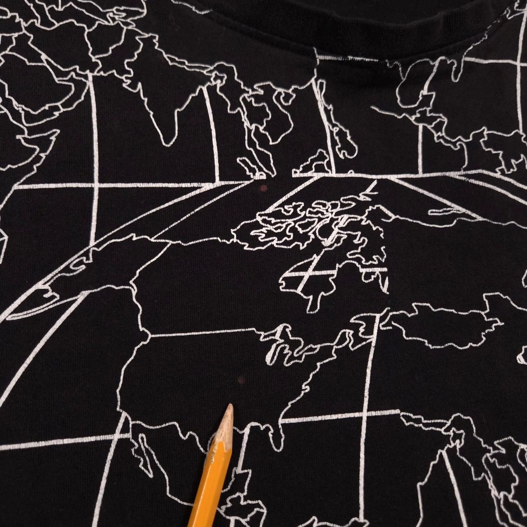 Vintage VINTAGE Hustle Gang Shirt Mens 4XL Black World Map Allover Graphic Patch Streetwear Size US XXL / EU 58 / 5 - 4 Thumbnail