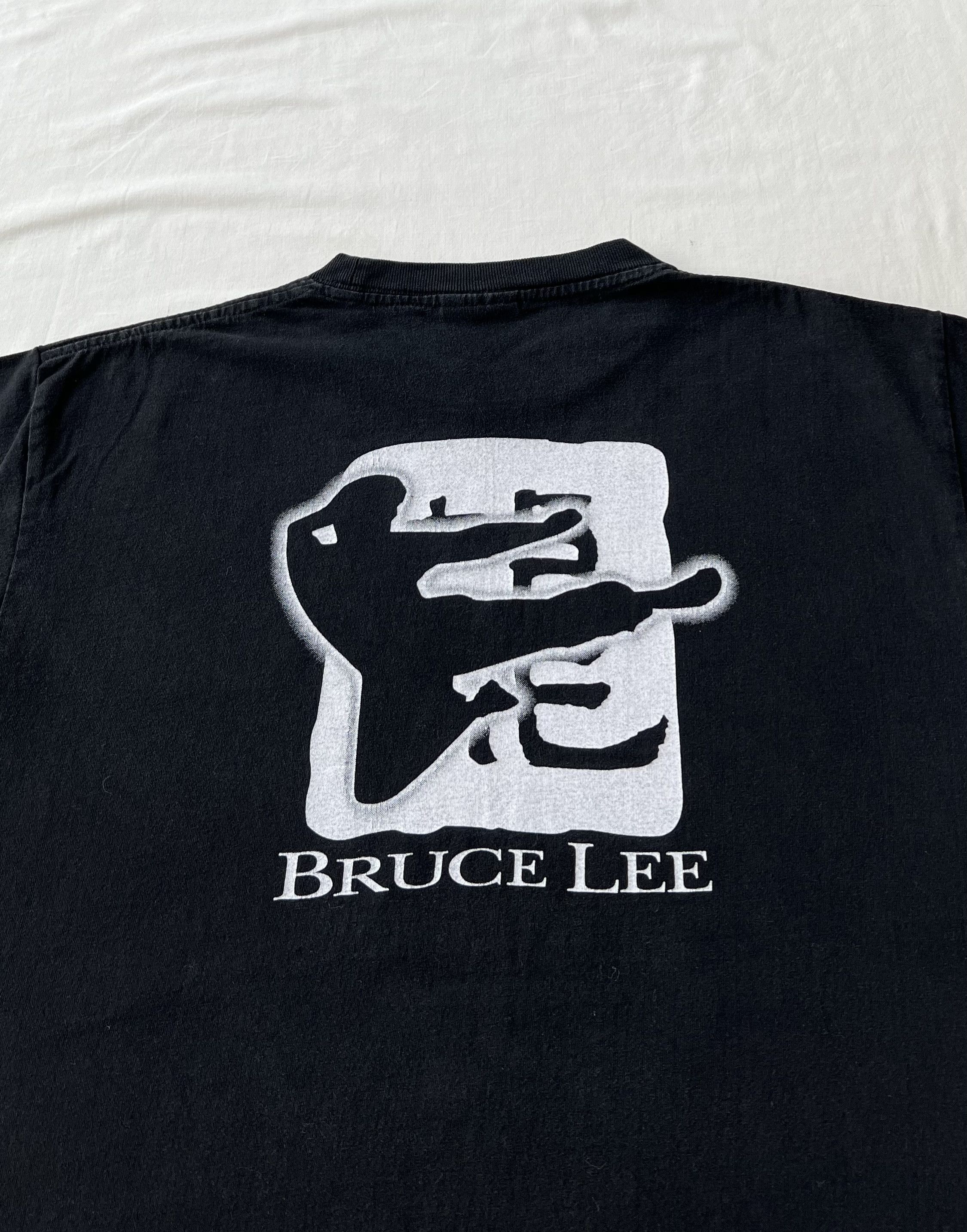 Vintage Vintage 90s Bruce Lee Dragon Movie Actor Black T-shirt Size US M / EU 48-50 / 2 - 16 Thumbnail