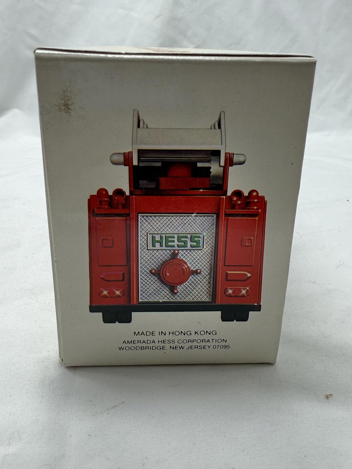 Van Heusen Vintage Hess Toy Fire Truck Bank Retro Rescue Fun Size ONE SIZE - 4 Thumbnail