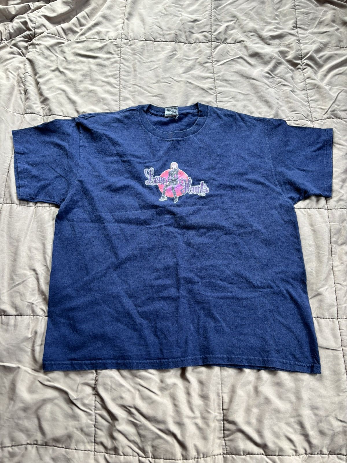 Vintage Vintage Y2K NC17 streetwear - love hurts Size US XL / EU 56 / 4 - 1 Thumbnail