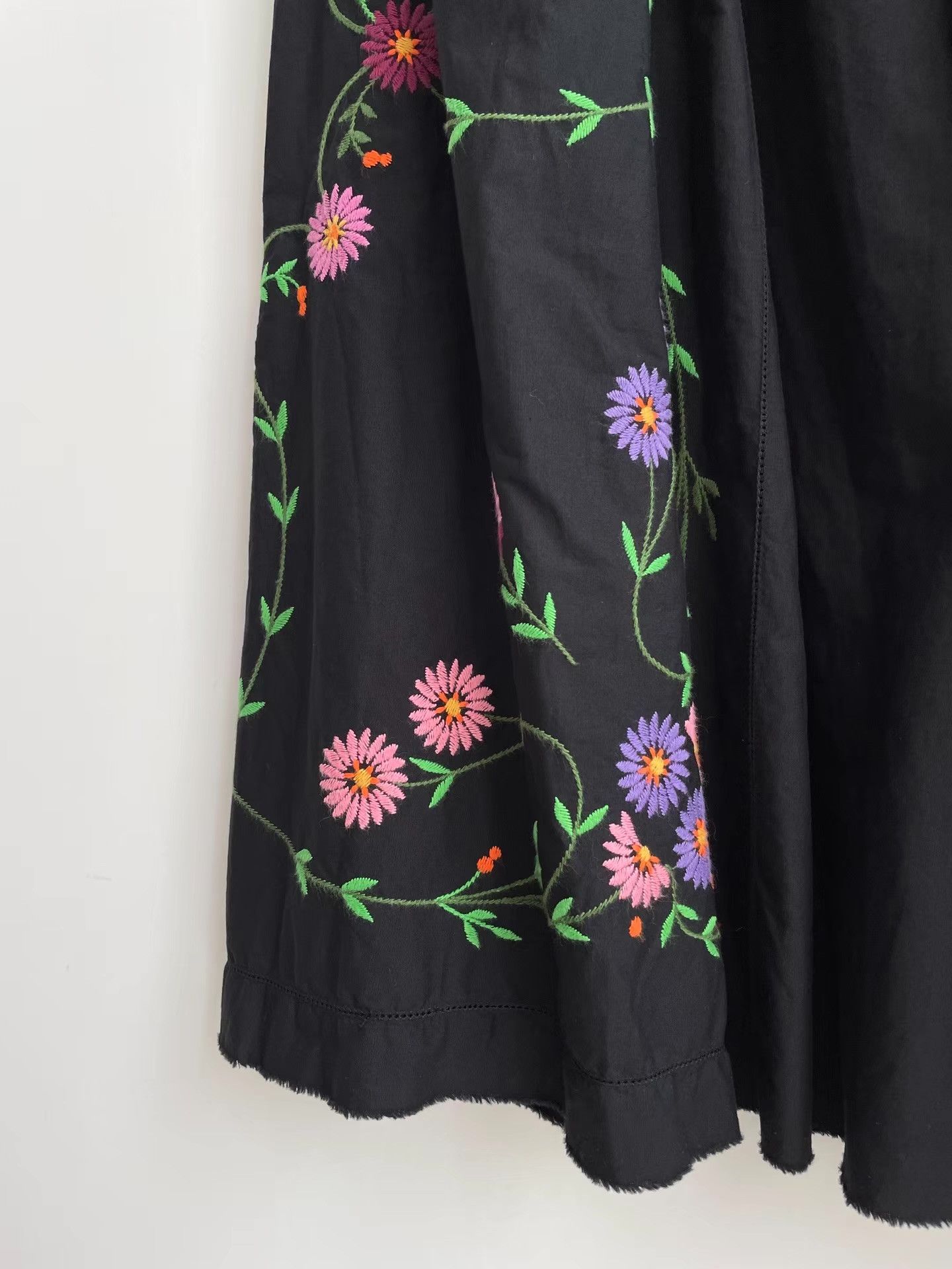 Comme des Garcons Comme des Garçons CDG Tricot Embroidered Skirt Pants Ｑ24 Size 32" / US 10 / IT 46 - 3 Thumbnail