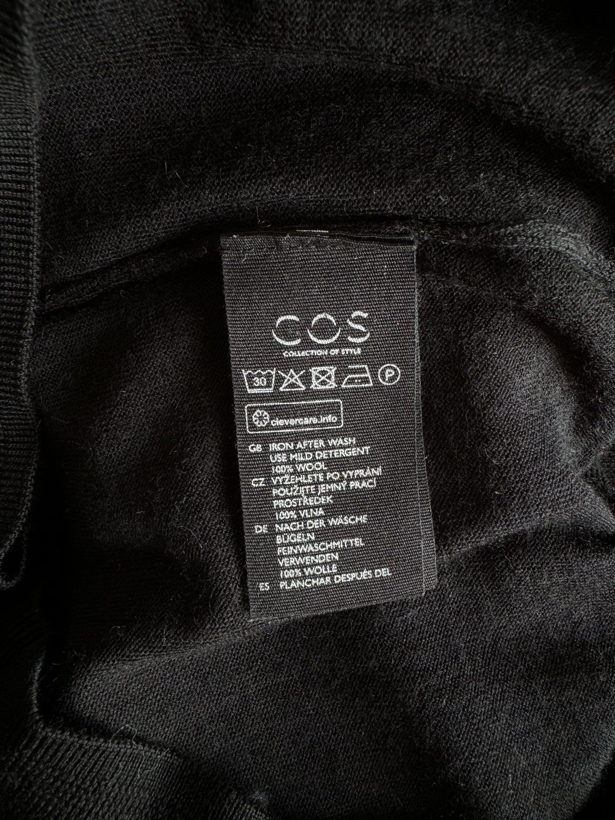 Cos COS Black Turtle Neck Size US S / EU 44-46 / 1 - 4 Thumbnail