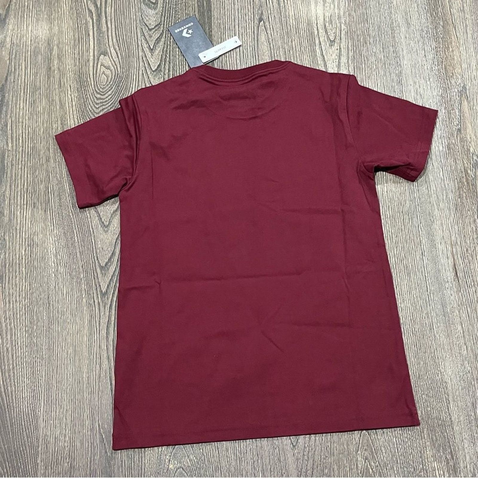 Converse NWT Converse Leopard Chuck Taylor Patch T-Shirt Bordeaux S Size S / US 4 / IT 40 - 7 Thumbnail