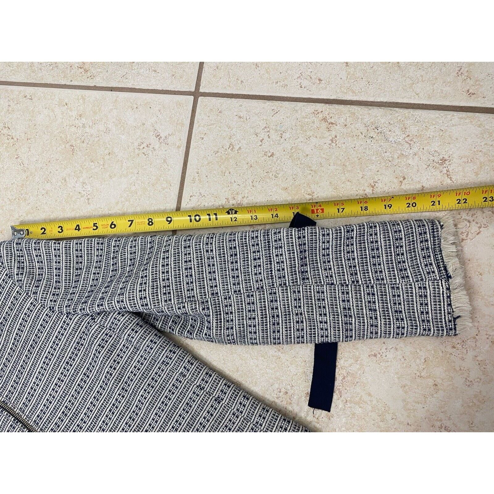 Club Monaco CLUB MONACO Parelle Manteaux Cropped Zip Jacket Tweed Bows Size XS / US 0-2 / IT 36-38 - 12 Thumbnail