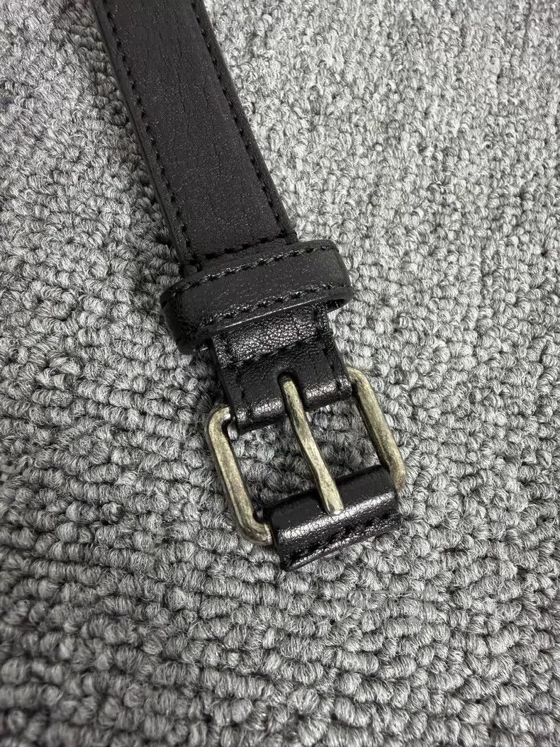 Saint Laurent Paris Saint Laurent Paris size 95 Black Grained Leather Square Bu Size ONE SIZE - 3 Thumbnail