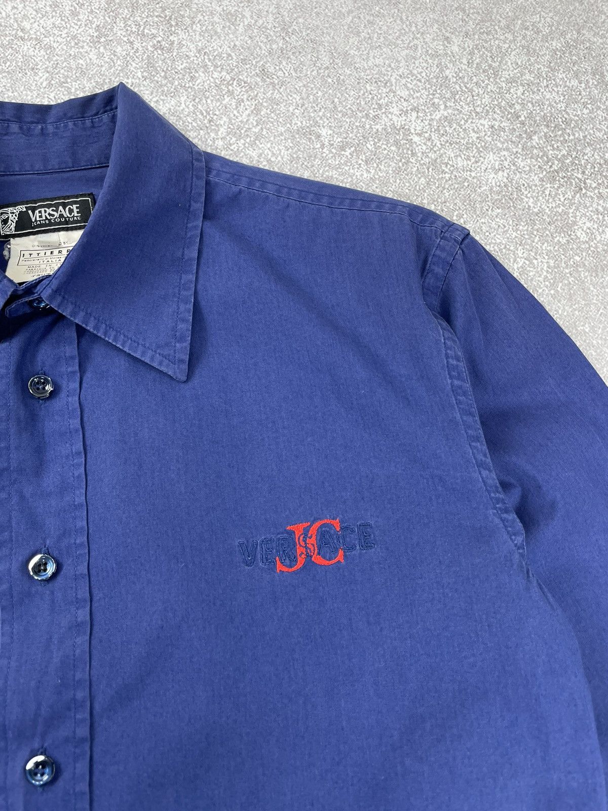 Versace × Versace Jeans Couture × Vintage Vintage Versace Jeans Couture Shirt Men’s Size US M / EU 48-50 / 2 - 4 Thumbnail