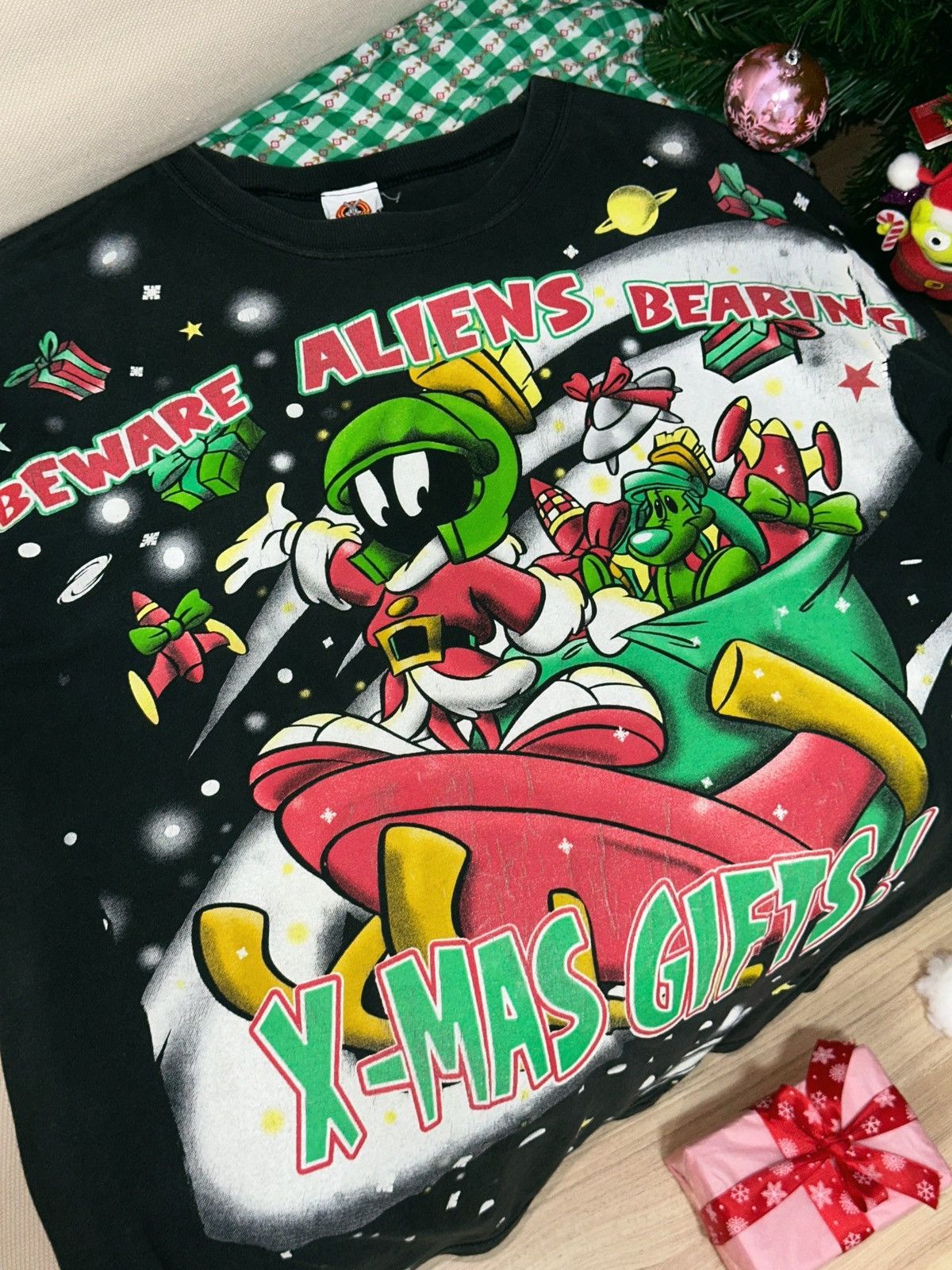 Cartoon Network × Disney × Vintage VINTAGE 1997 MARVIN THE MARTIAN BEWARE ALIENS BEARING X-MAS Size US L / EU 52-54 / 3 - 2 Thumbnail
