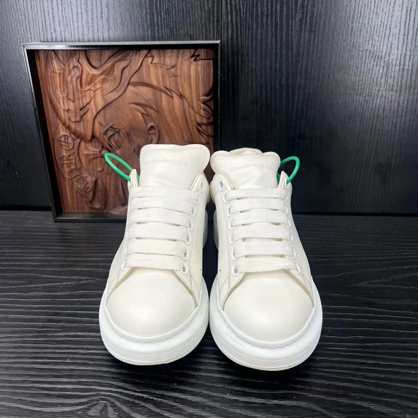 Alexander McQueen McQueen white & pink suede shoes 35.5 original box Size US 5 / IT 35 - 4 Thumbnail