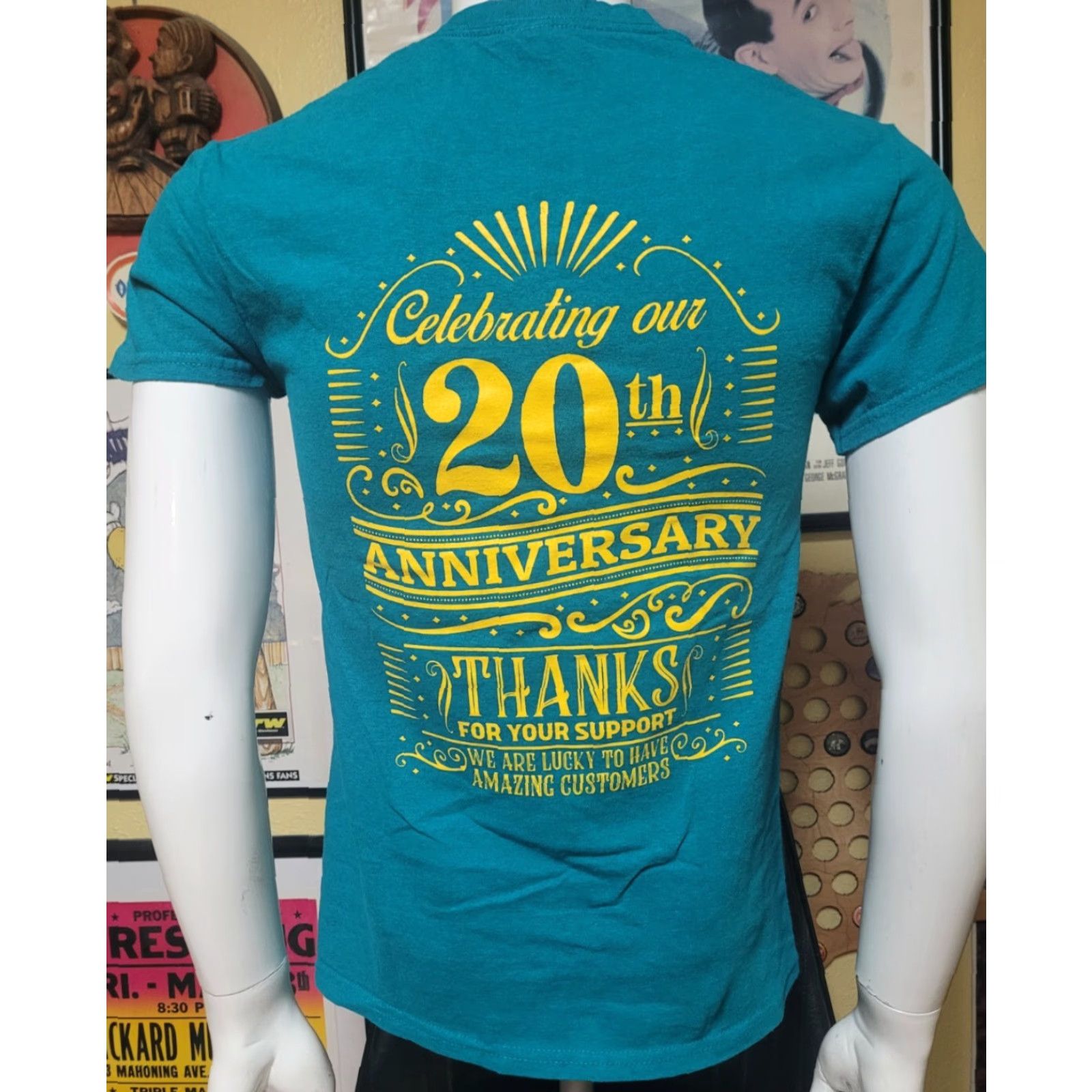 Gildan Los Tres Amigos Mexican Restaurant T Shirt Small Chelsea MI Size US S / EU 44-46 / 1 - 3 Thumbnail