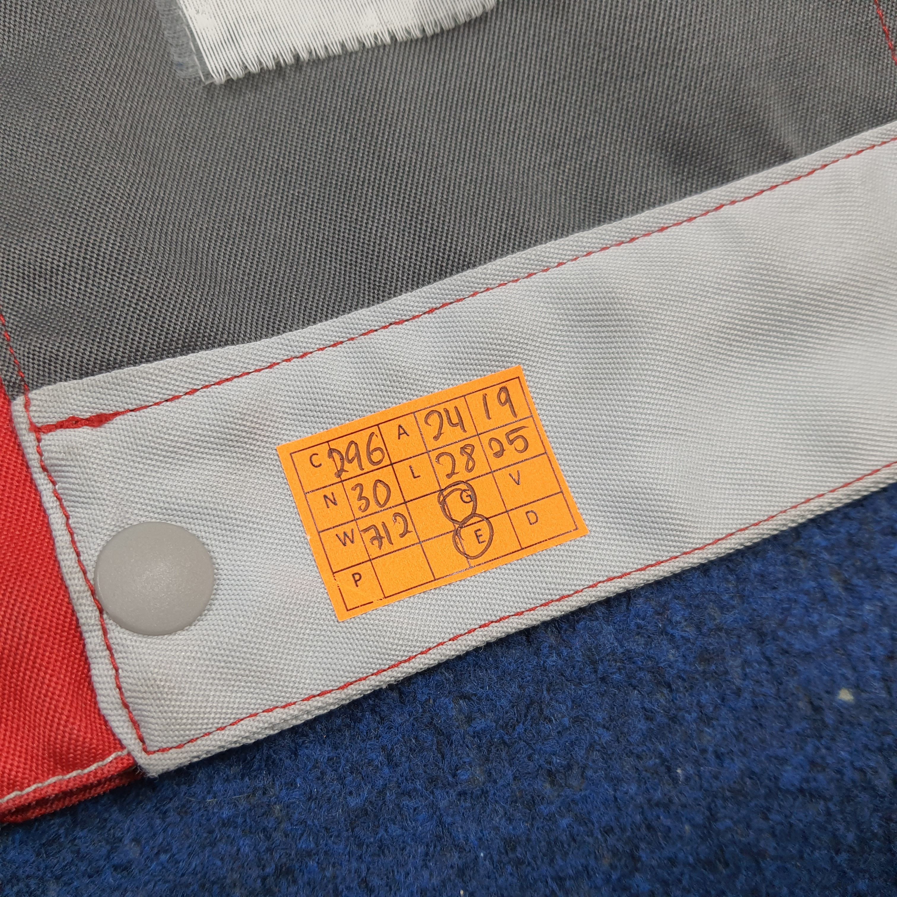 Japanese Brand Vintage NISSAN Japan Racing Motorsports Jacket C296N30 Size US XL / EU 56 / 4 - 9 Thumbnail
