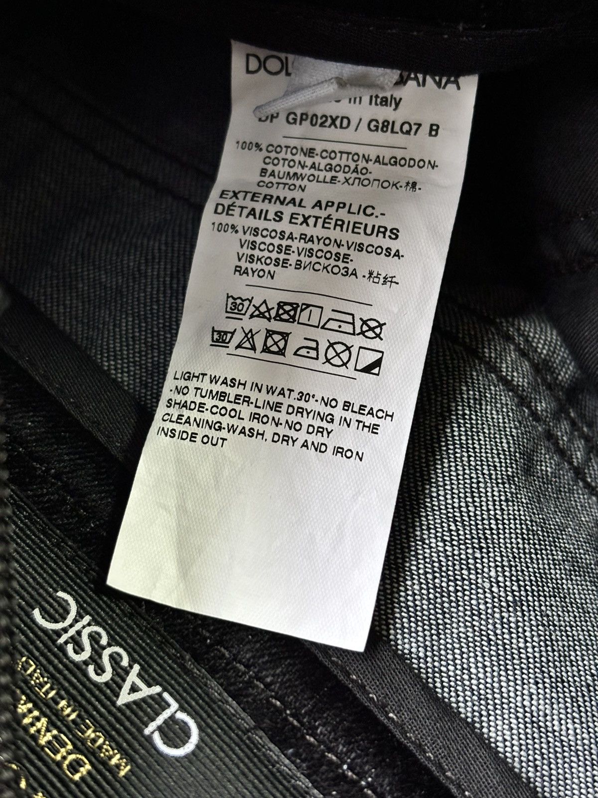 Dolce & Gabbana BRAND NEW Dolce and Gabbana men’s black velour jeans Size US 34 / EU 50 - 9 Thumbnail