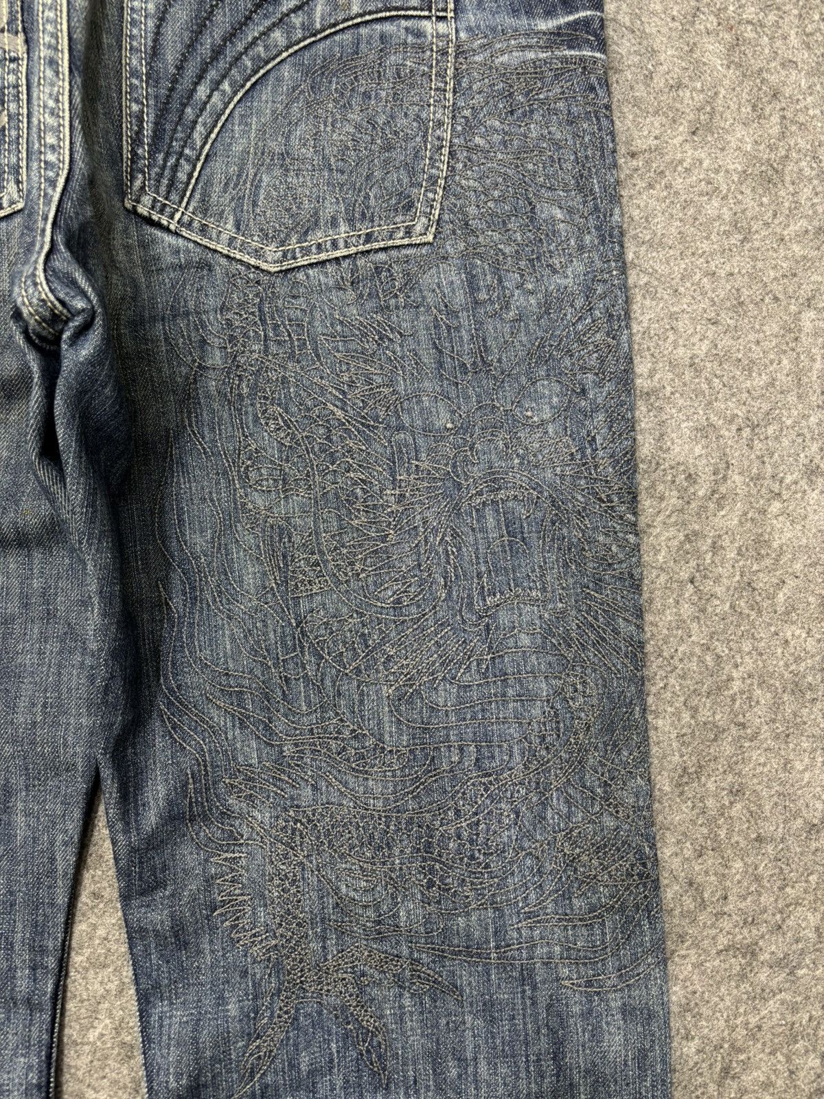 Japanese Brand 💥Dragon Embroidery💥Tribal Insane Blue Wash Denim F652 Size US 34 / EU 50 - 18 Thumbnail
