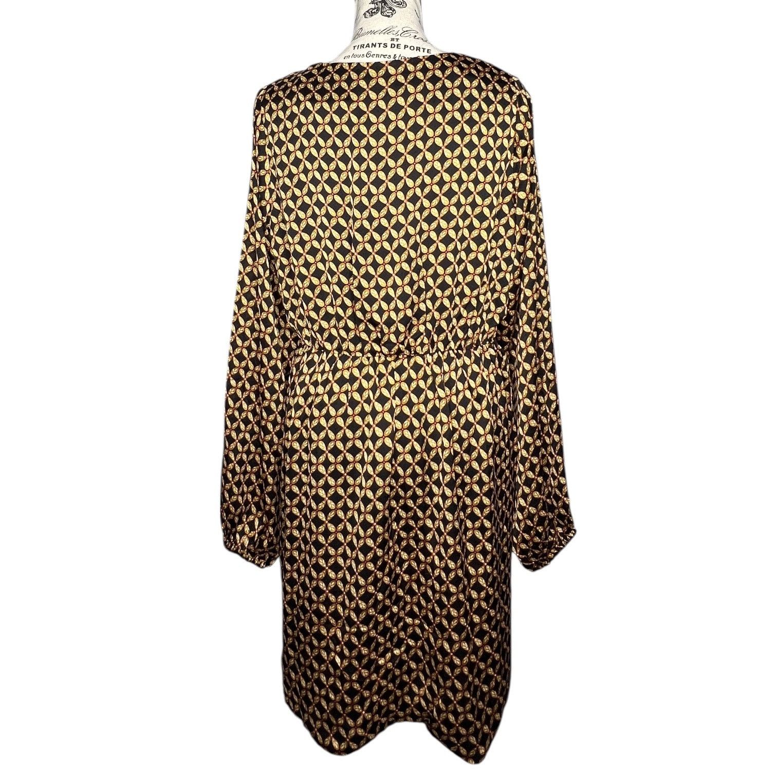 MINKPINK Gold Patterned Front Bunch Snap V Neck Valentina Mini Dress Size L / US 10 / IT 46 - 5 Thumbnail