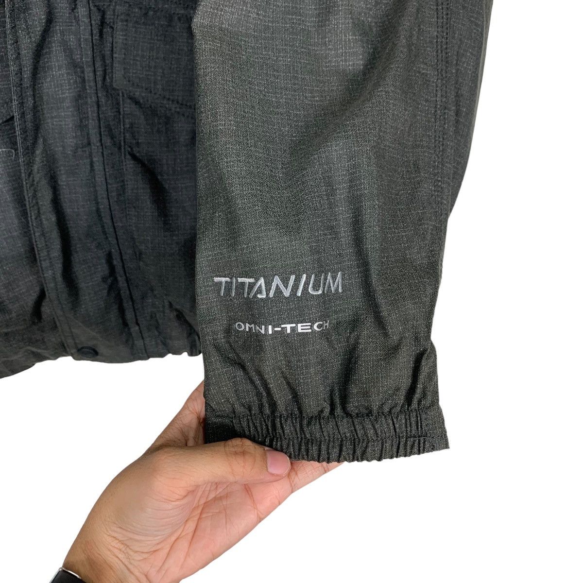 Columbia COLUMBIA Titanium Omni Tech Fur Hoodie Jacket #0460-C21 Size US M / EU 48-50 / 2 - 13 Thumbnail