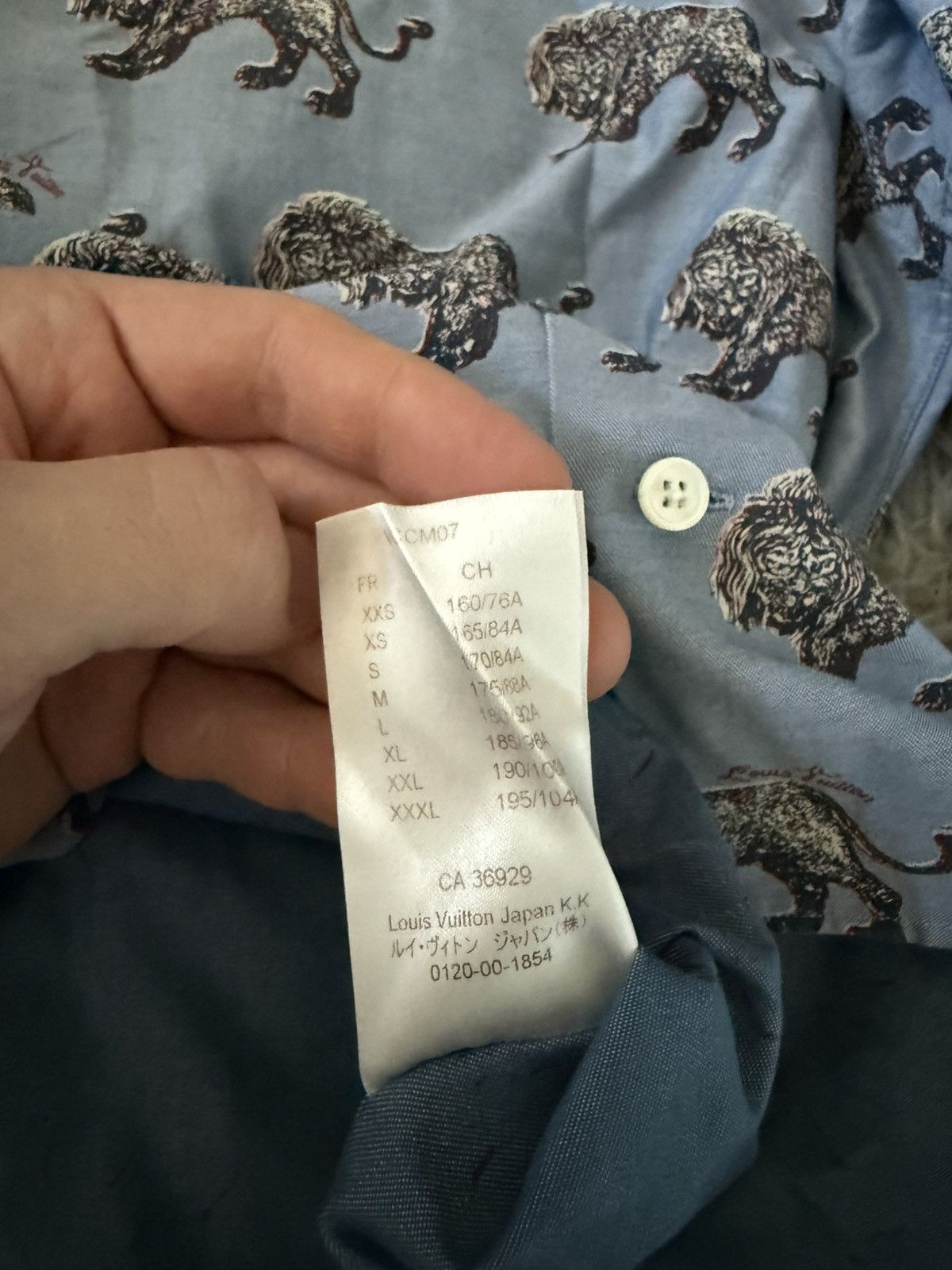 Louis Vuitton SS17 Chapman brothers lion printed shirt Size US L / EU 52-54 / 3 - 6 Thumbnail