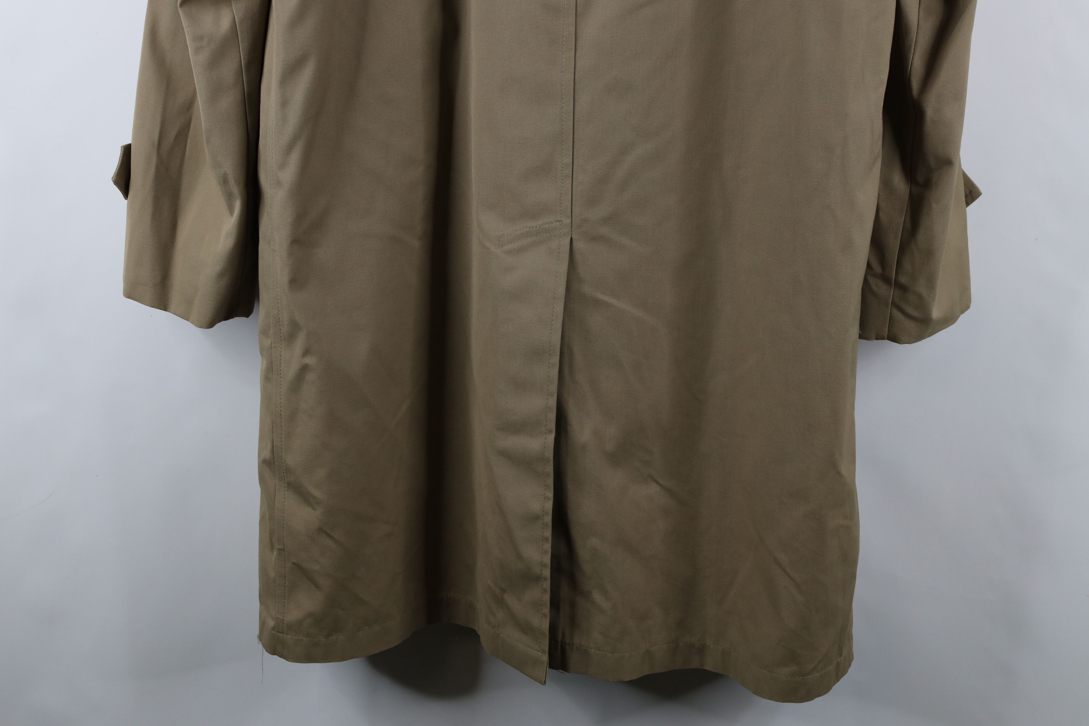 Vintage Vintage 70s Streetwear Full Button Rain Coat Jacket USA Size US L / EU 52-54 / 3 - 18 Thumbnail