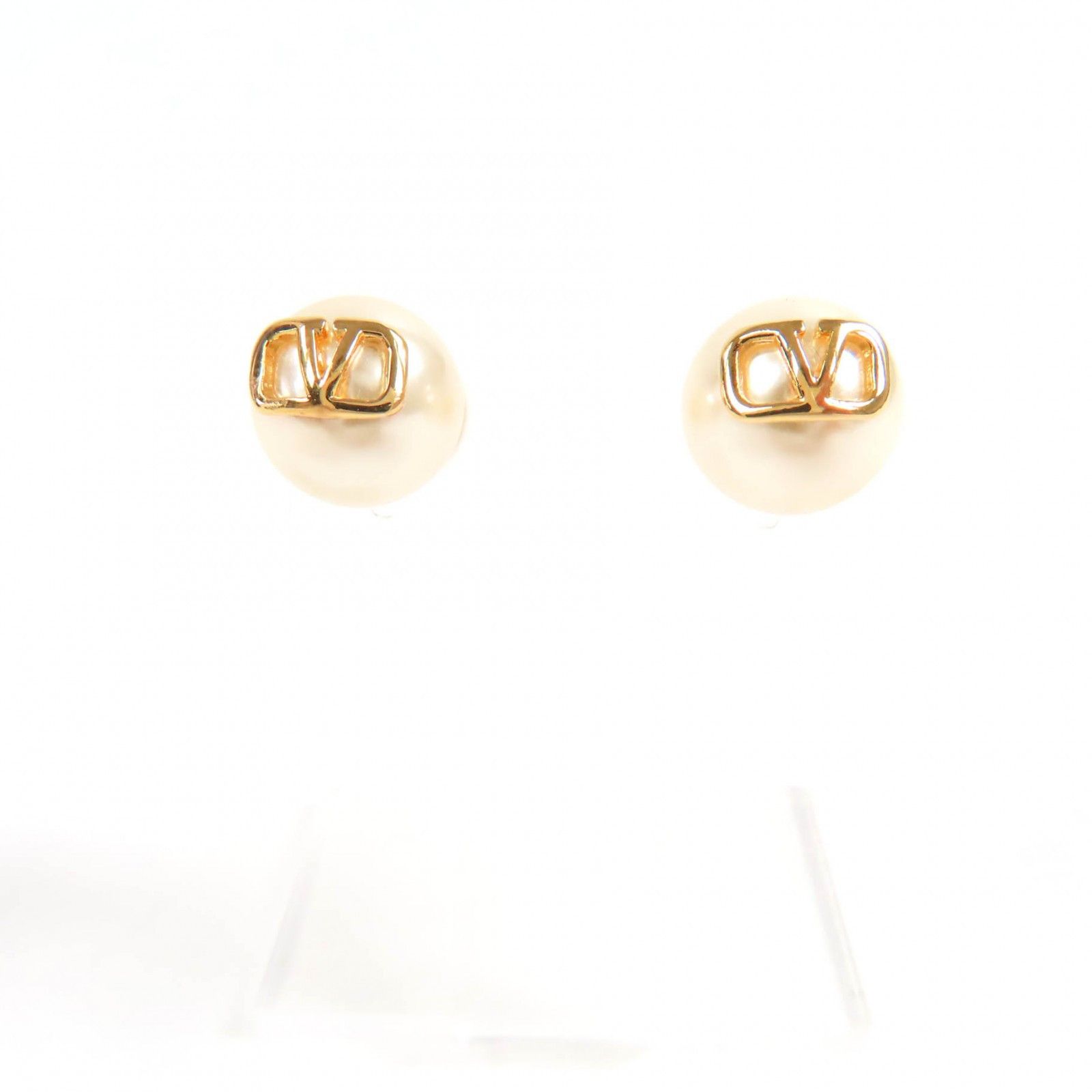 Valentino Valentino Valentino Garavani Pierce V Logo Pearl Earrings Metal Earrings DUTY FREE for USA Size ONE SIZE - 1 Thumbnail