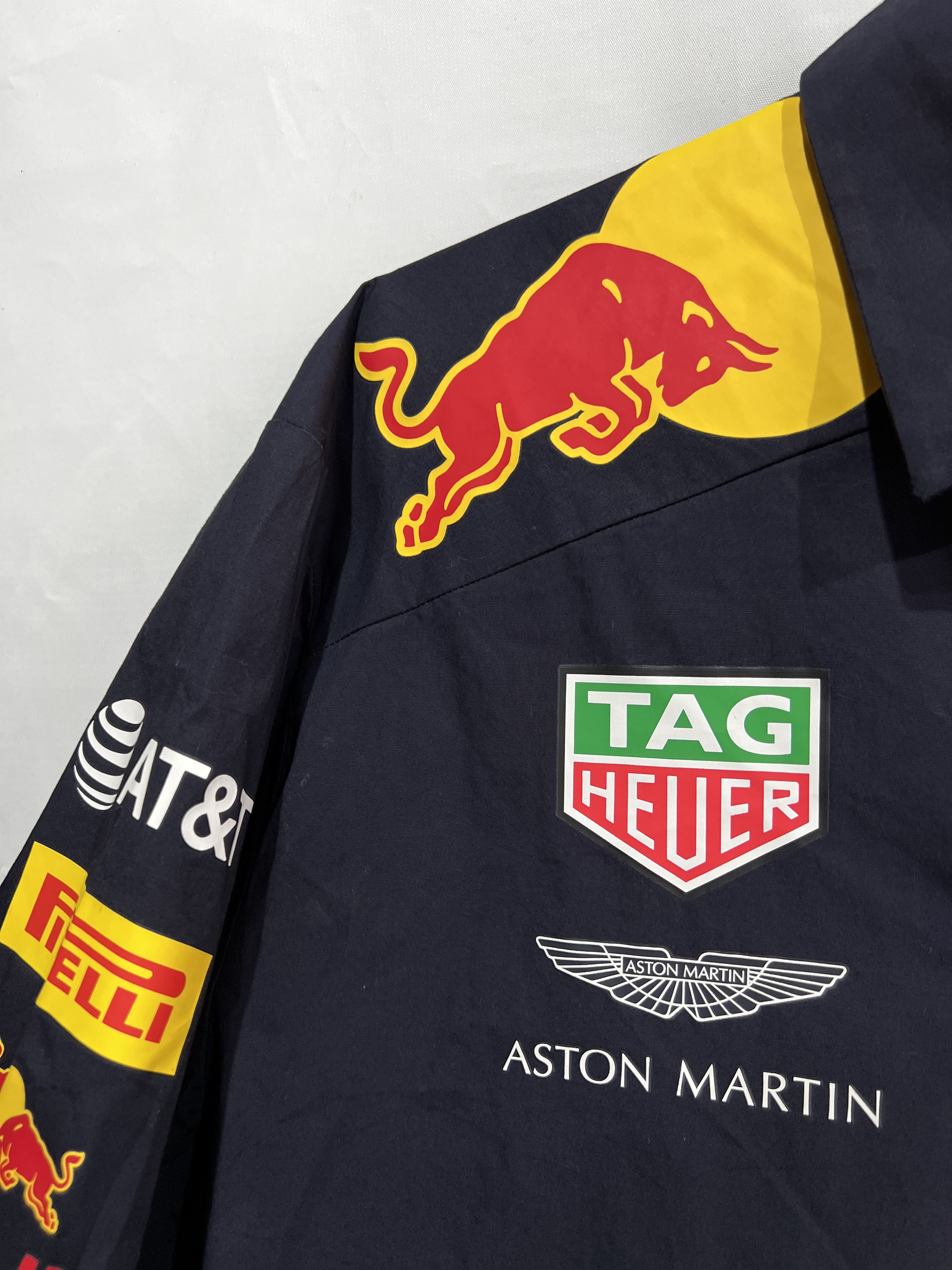Red Bull Puma red bull racing shirt size L Aston martin Size US L / EU 52-54 / 3 - 5 Thumbnail