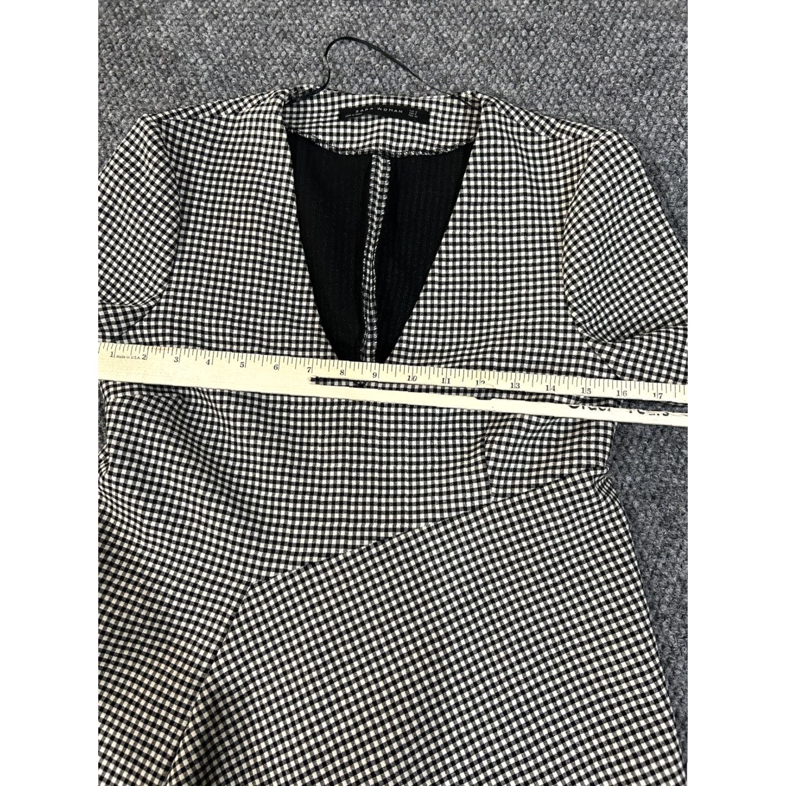 Zara ZARA WOMAN Blouse Black Check Collarless Button Long Sleeve Asymmetrical Hem Women’s Small Modern Workwear Size S / US 4 / IT 40 - 4 Thumbnail