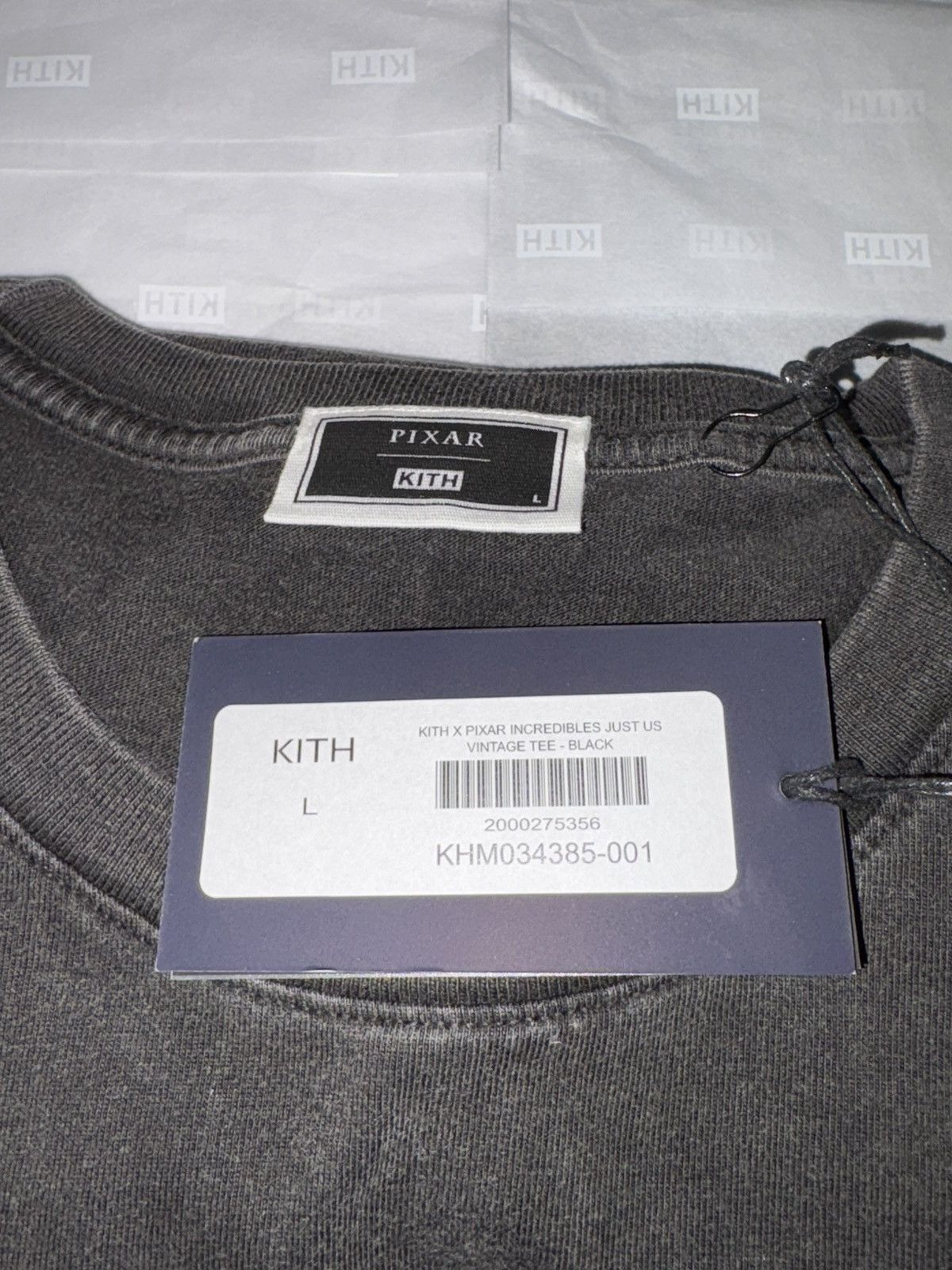 Kith Kith x Pixar Incredibles Just Us Vintage Tee Size US L / EU 52-54 / 3 - 4 Thumbnail