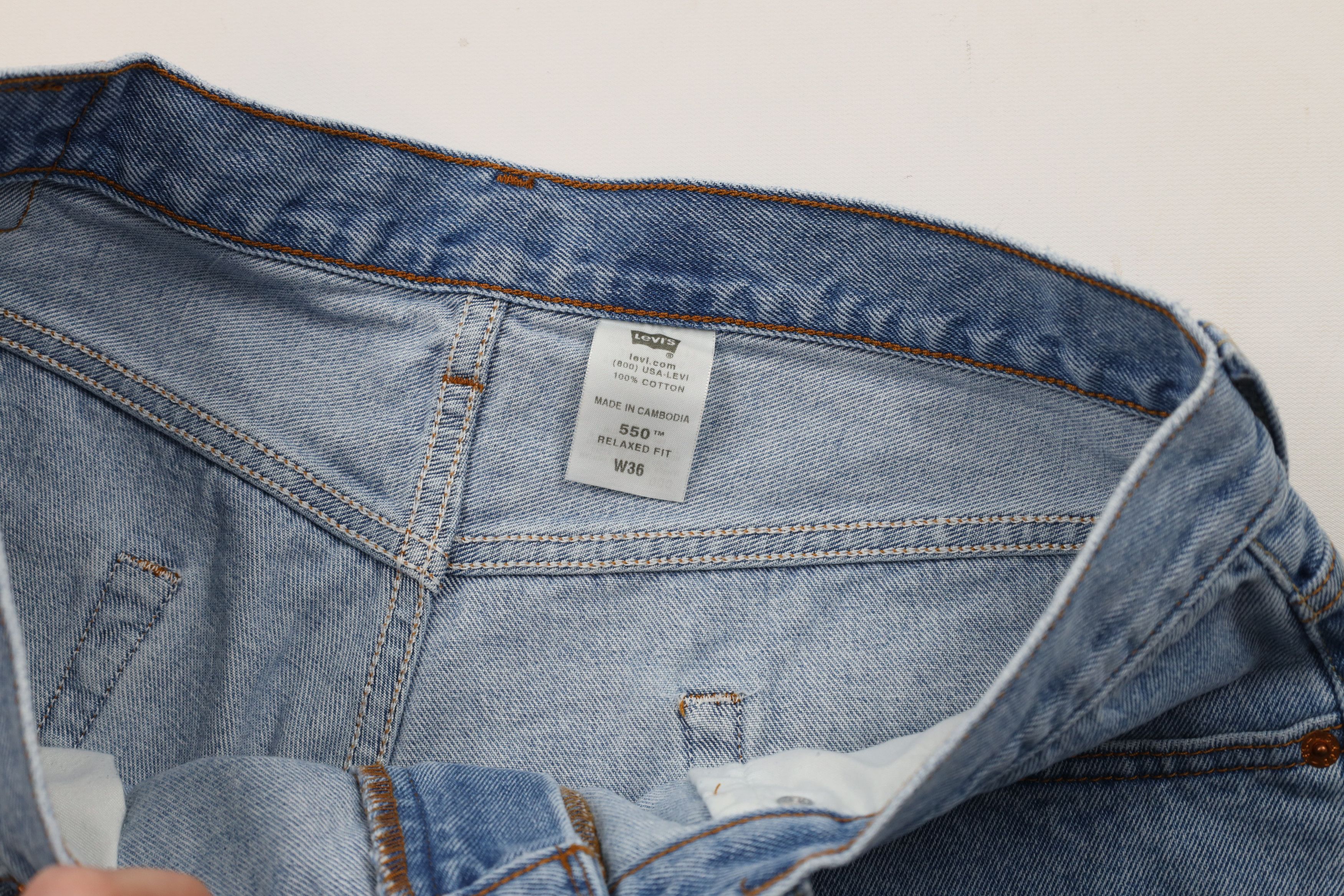 Levi's × Vintage Vintage Y2K 2005 Levis 550 Fit Denim Jean Shorts Jorts Size US 36 / EU 52 - 6 Thumbnail